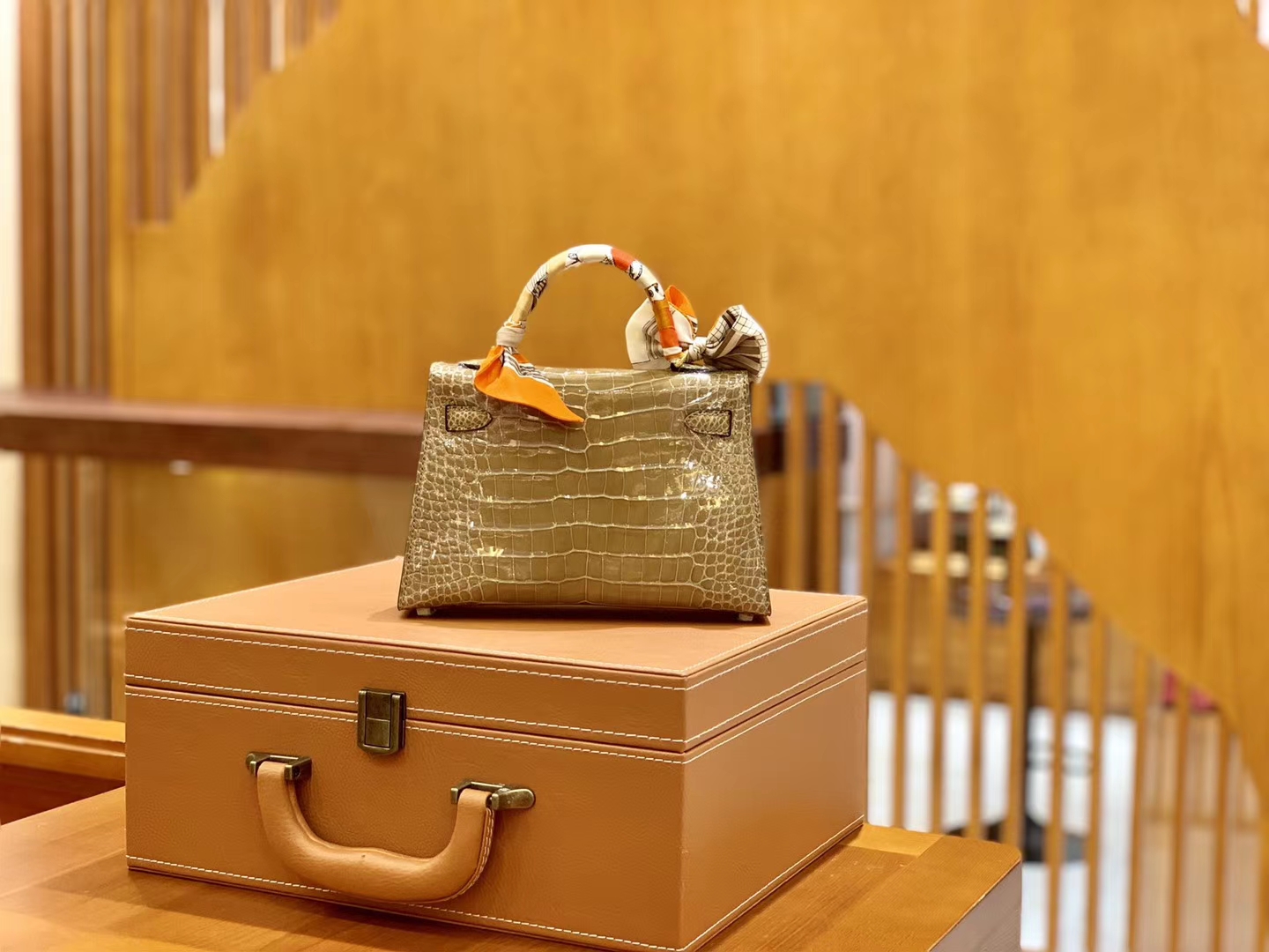 Hermès（爱马仕）Mini Kelly 19cm 赭石色 一级美洲鳄鱼皮 金扣 原版蜜蜡线 顶级手缝