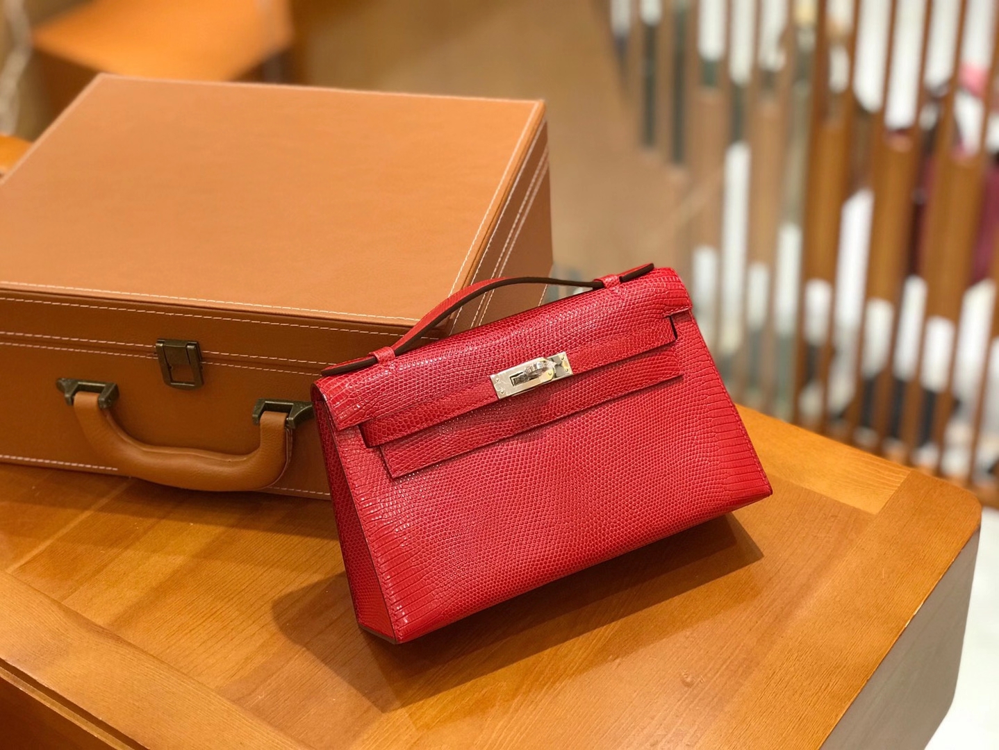 Hermès（爱马仕）Mini Kelly 22cm 大红 南非野生蜥蜴皮 银扣 全手工缝制 顶级高订