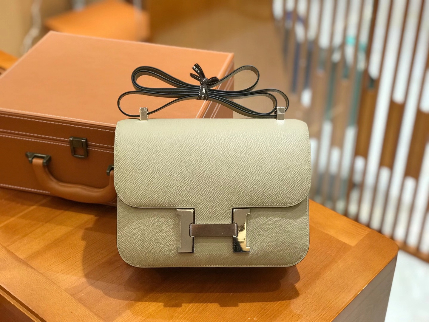 Hermès（爱马仕）Constance 24cm 斑鸠灰 Epsom 掌纹小牛皮 银扣 原版蜜蜡线 顶级手缝