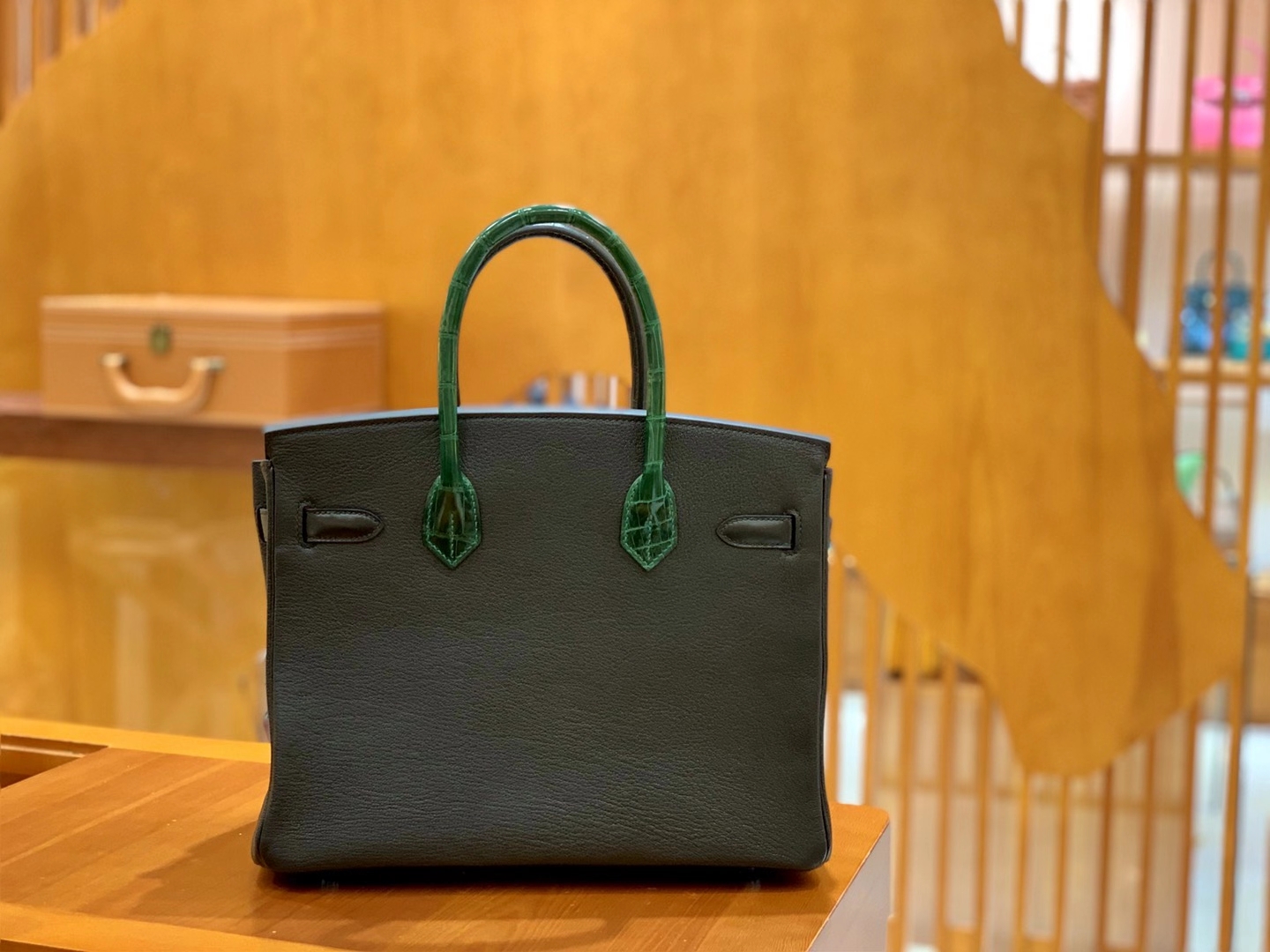 Hermès（爱马仕）Birkin touch 30cm 进口鳄鱼皮拼山羊皮 原版蜜蜡线 顶级工艺缝制
