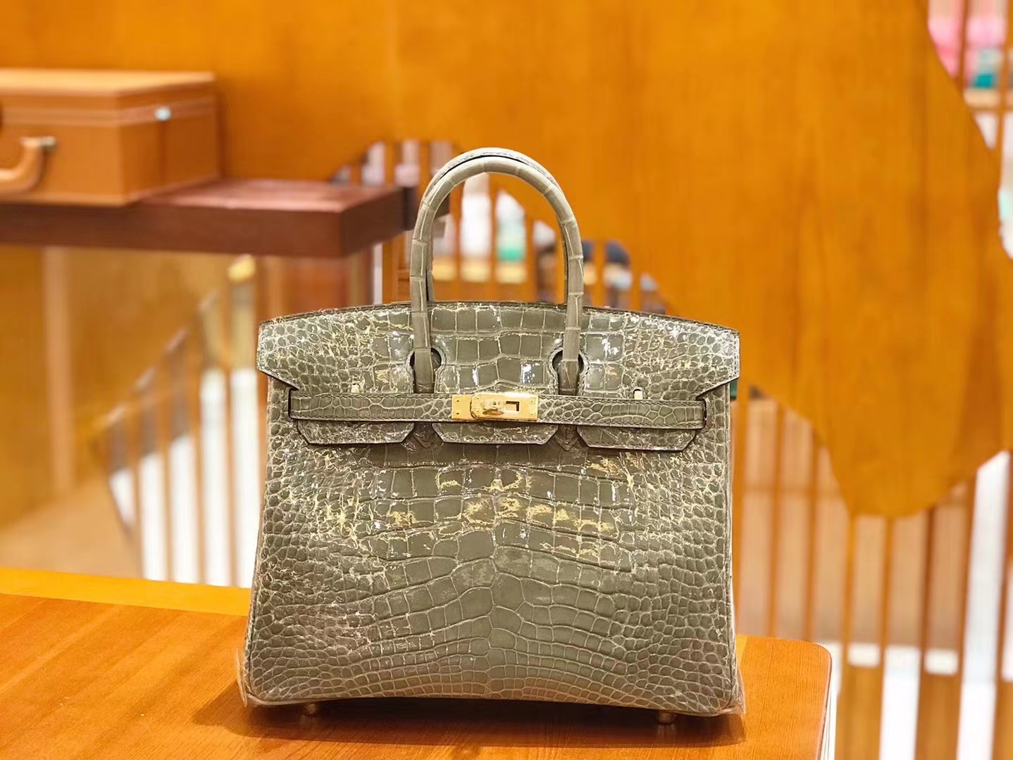 Hermès（爱马仕）Birkin 25cm 一级美洲鳄鱼皮 81斑鸠灰 高定工序版本 全手工缝制