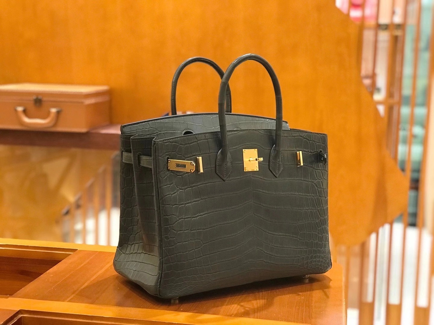 Hermès（爱马仕）Birkin 35cm 鳄鱼皮 铁灰 金扣 全手工缝制