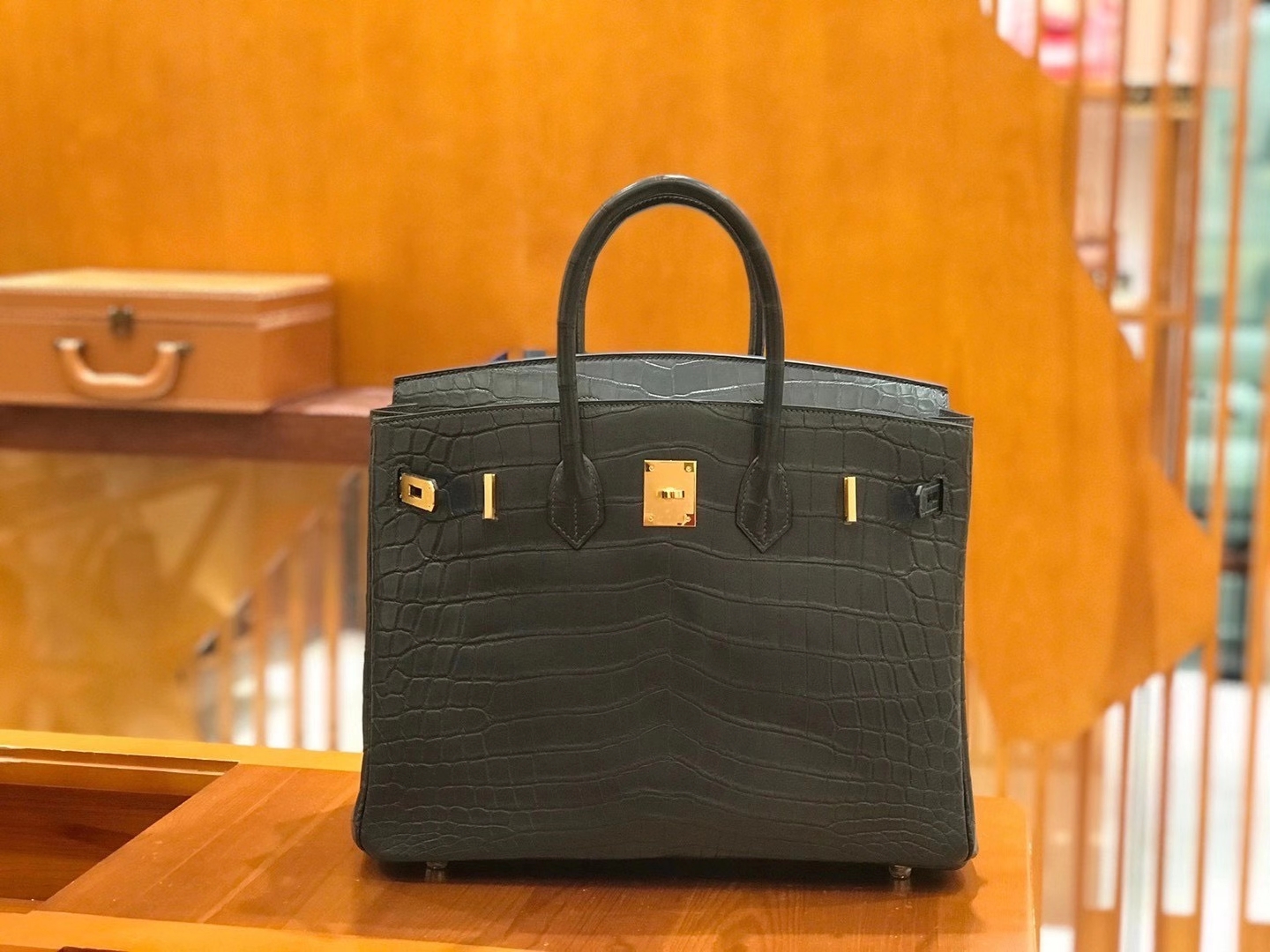 Hermès（爱马仕）Birkin 35cm 鳄鱼皮 铁灰 金扣 全手工缝制