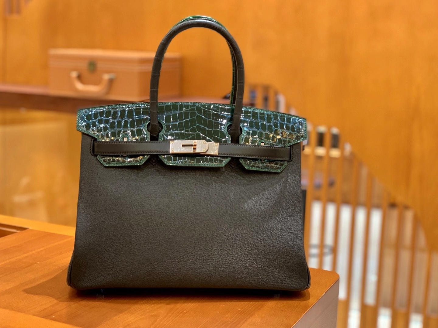Hermès（爱马仕）Birkin touch 30cm 进口鳄鱼皮拼山羊皮 原版蜜蜡线 顶级工艺缝制