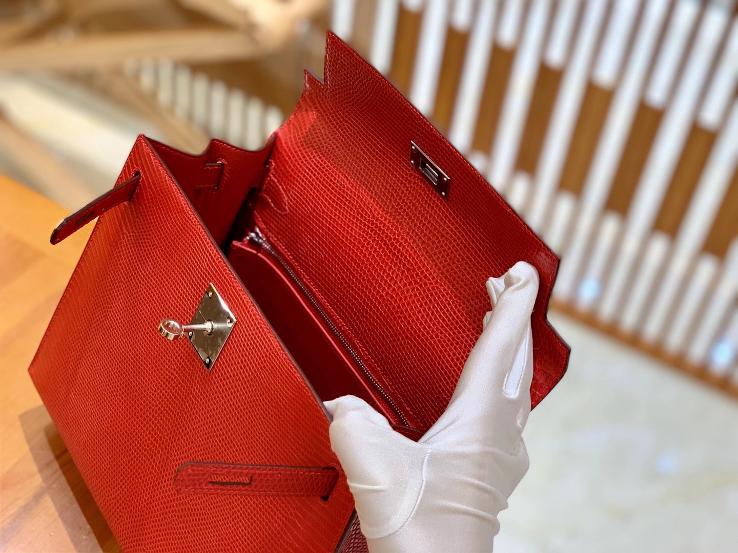 Hermès（爱马仕）Kelly 28cm 国旗红 银扣 南非野生蜥蜴皮 原版蜜蜡线 顶级手工缝制