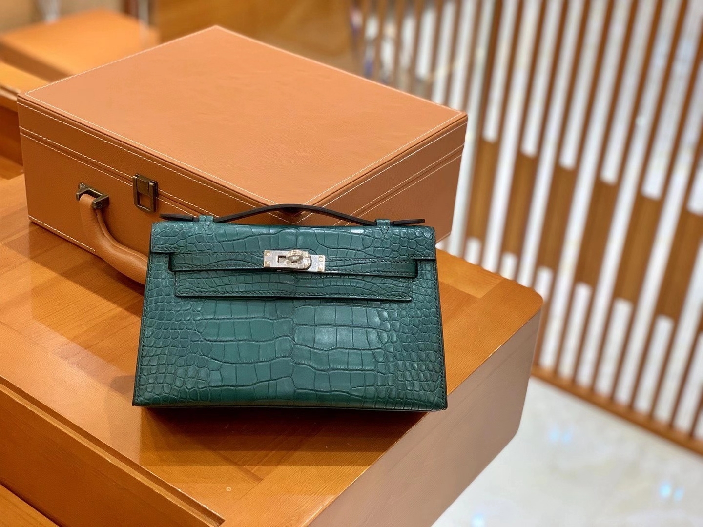 Hermès（爱马仕）Mini 一代 22cm 松柏绿 银扣 一级美洲鳄鱼皮 原版蜜蜡线