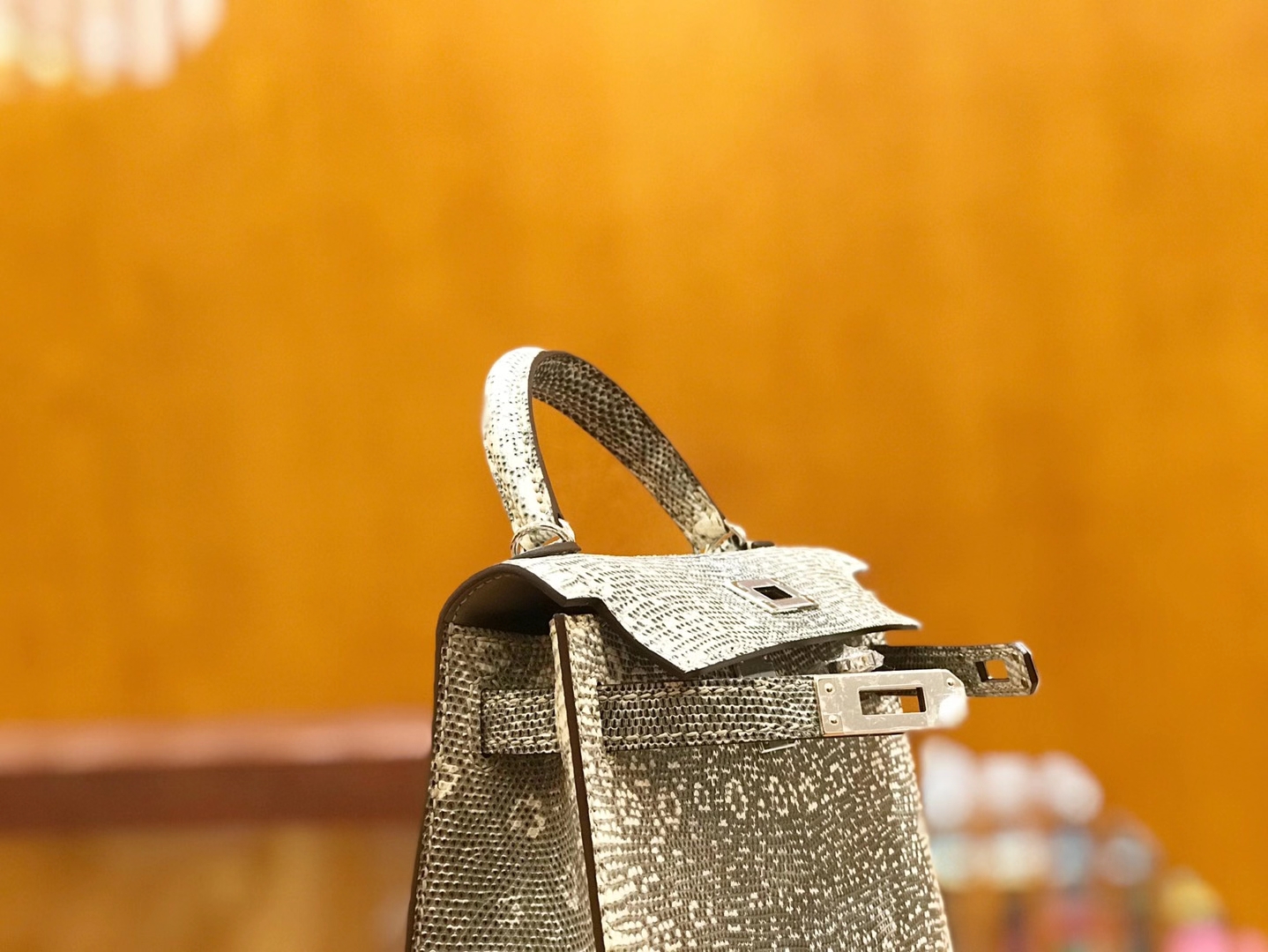 Hermès（爱马仕）Mini Kelly 二代 19cm 原色蜥蜴 全手工缝制 现货