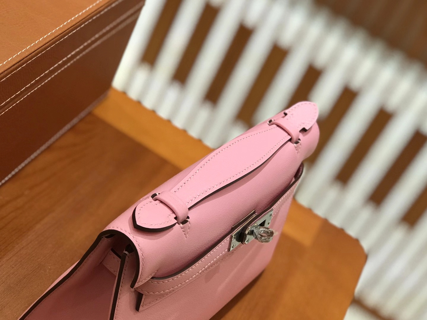 Hermès（爱马仕）Mini Kelly 一代 樱花粉 swift皮 银扣 原版蜜蜡线 顶级手工缝制