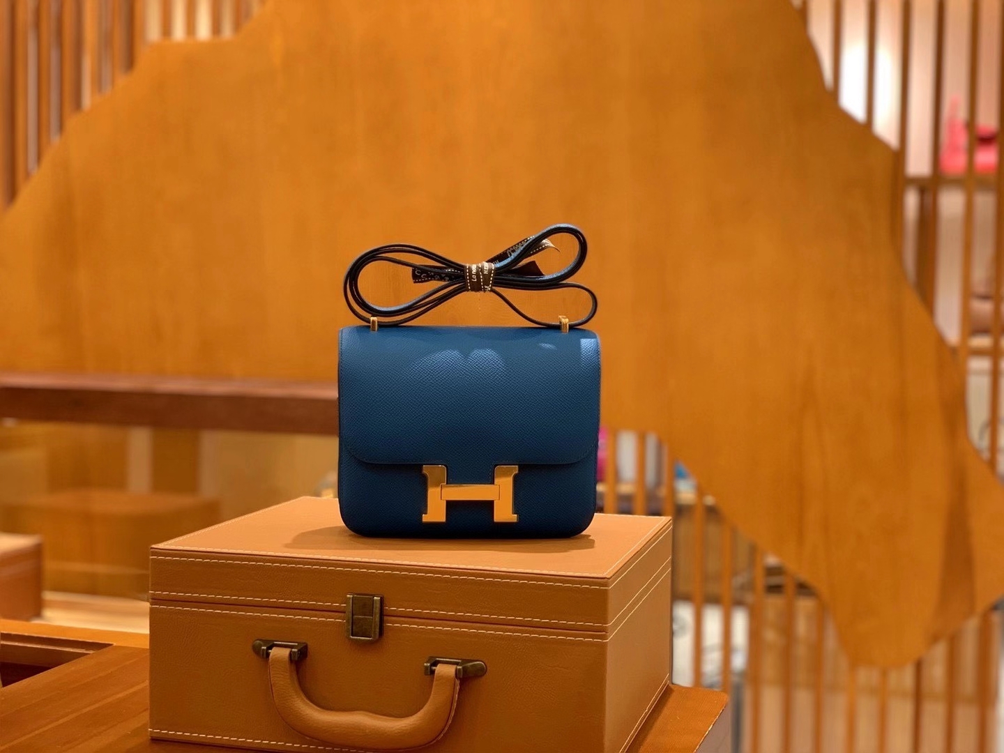 Hermès（爱马仕）Constance 18cm 伊滋密尔蓝 原厂牛皮 金扣 原版蜜蜡线 顶级手工缝制