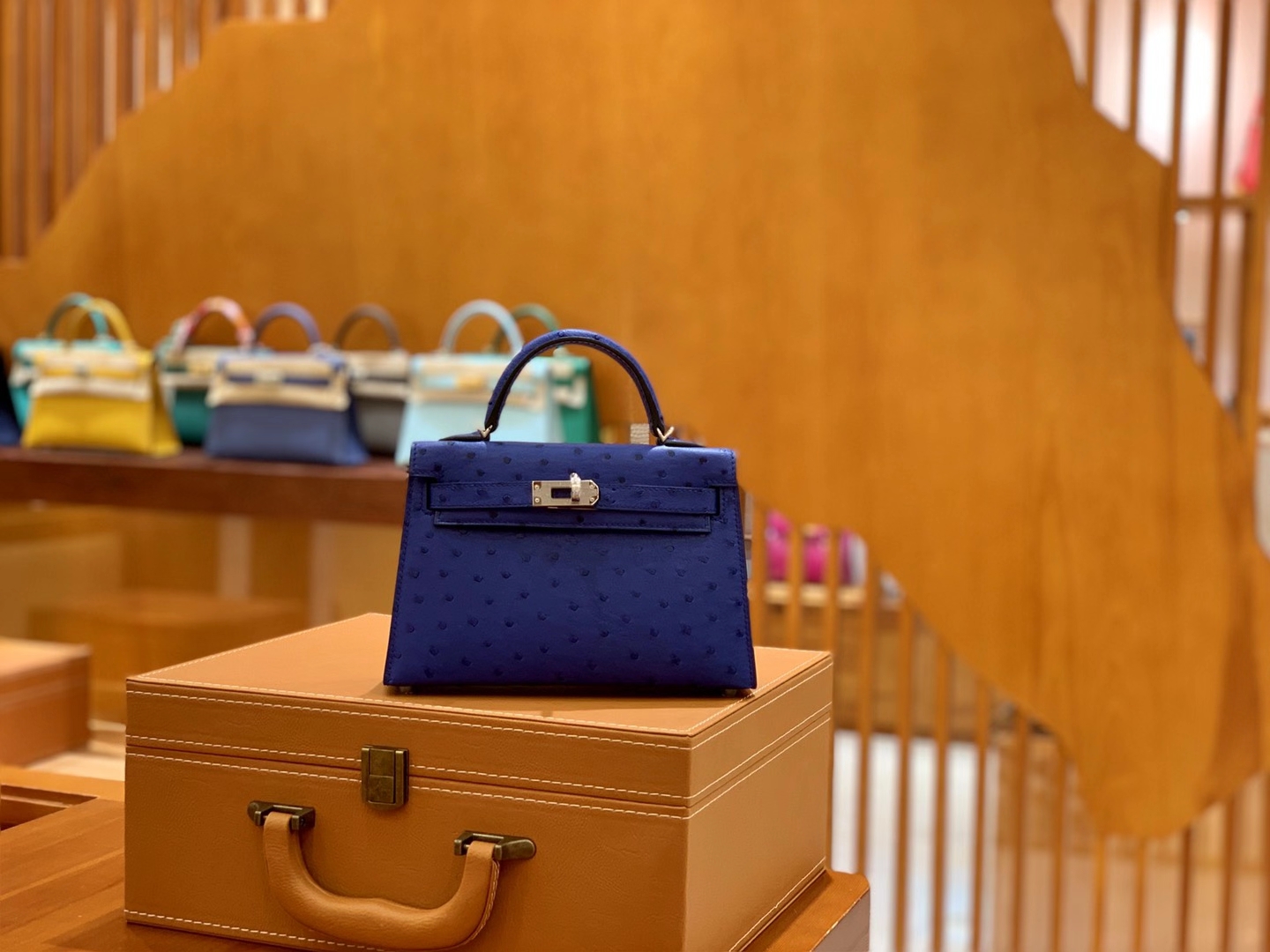 Hermès（爱马仕）Mini Kelly 二代 鸢尾蓝 银扣 南非KK级鸵鸟皮 原版蜜蜡线 顶级全手工缝制
