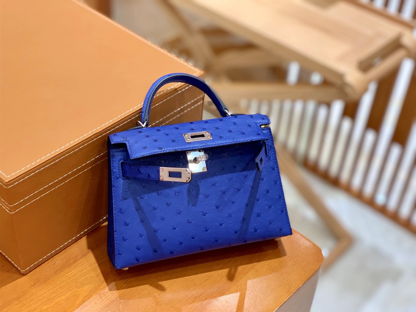 Hermès（爱马仕）Mini Kelly 二代 鸢尾蓝 银扣 南非KK级鸵鸟皮 原版蜜蜡线 顶级全手工缝制