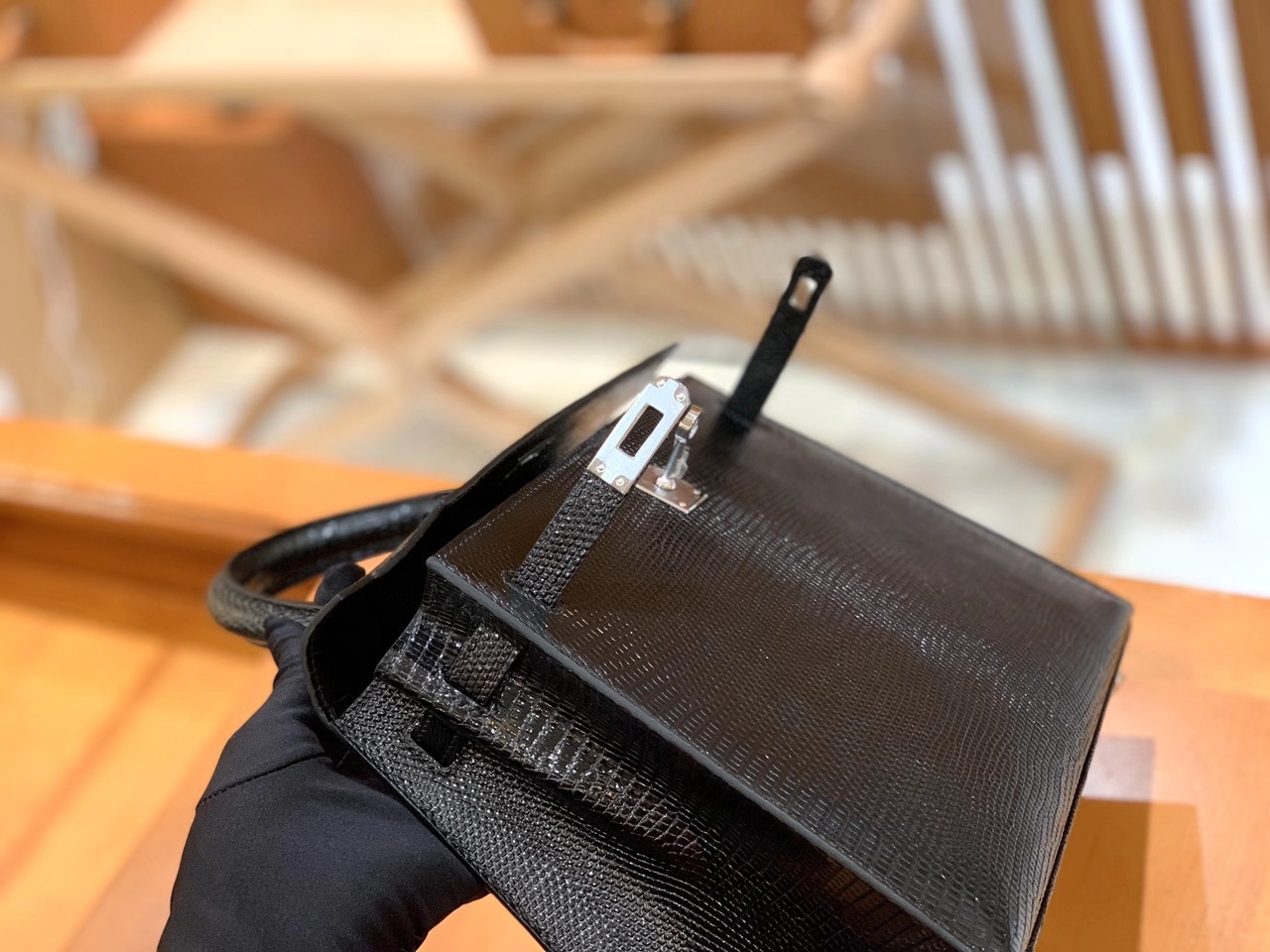 Hermès（爱马仕）Kelly 25cm 经典黑 南非野生蜥蜴皮 银扣 原版蜜蜡线 顶级手工缝制