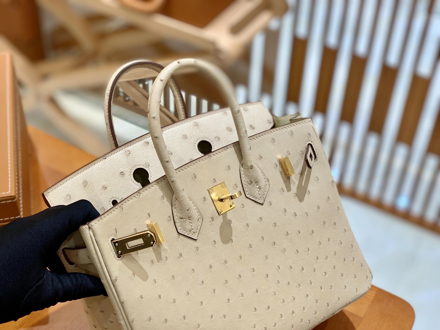Hermès（爱马仕）Birkin 25cm 杏色 金扣 南非KK级鸵鸟皮 原版蜜蜡线 顶级手缝版本