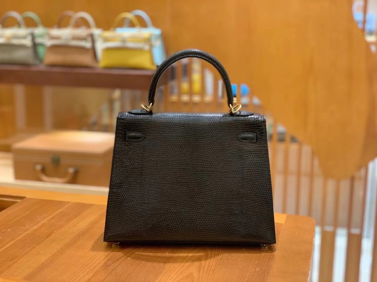 Hermès（爱马仕）Kelly 25cm 经典黑 南非野生蜥蜴皮 金扣 原版蜜蜡线 顶级手工缝制