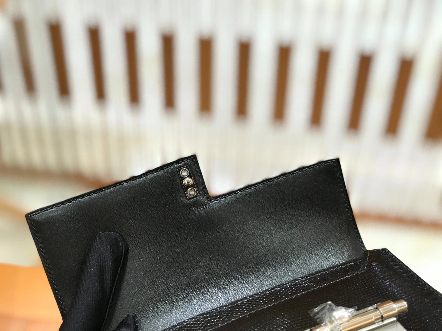 Hermès（爱马仕）Verrou 手枪包17cm 经典黑 银扣 南非野生蜥蜴皮 原版蜜蜡线 顶级手工缝制