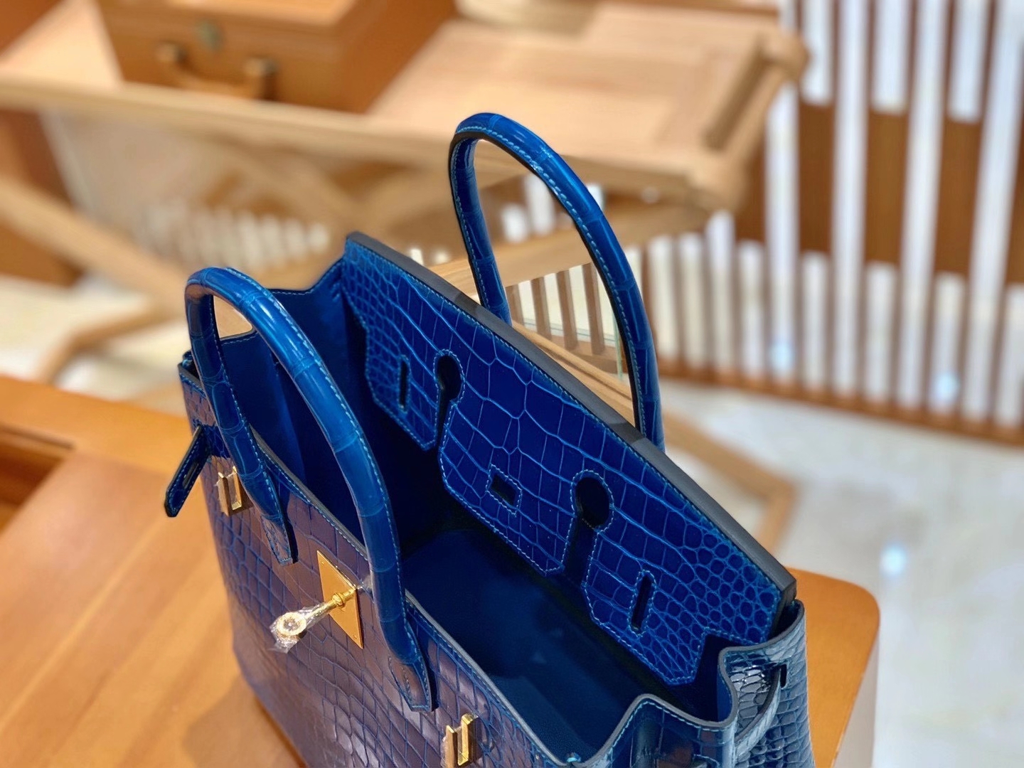 Hermès（爱马仕）Birkin 30cm 伊兹密尔蓝 一级野生湾鳄 原版蜜蜡线 顶级手工缝制