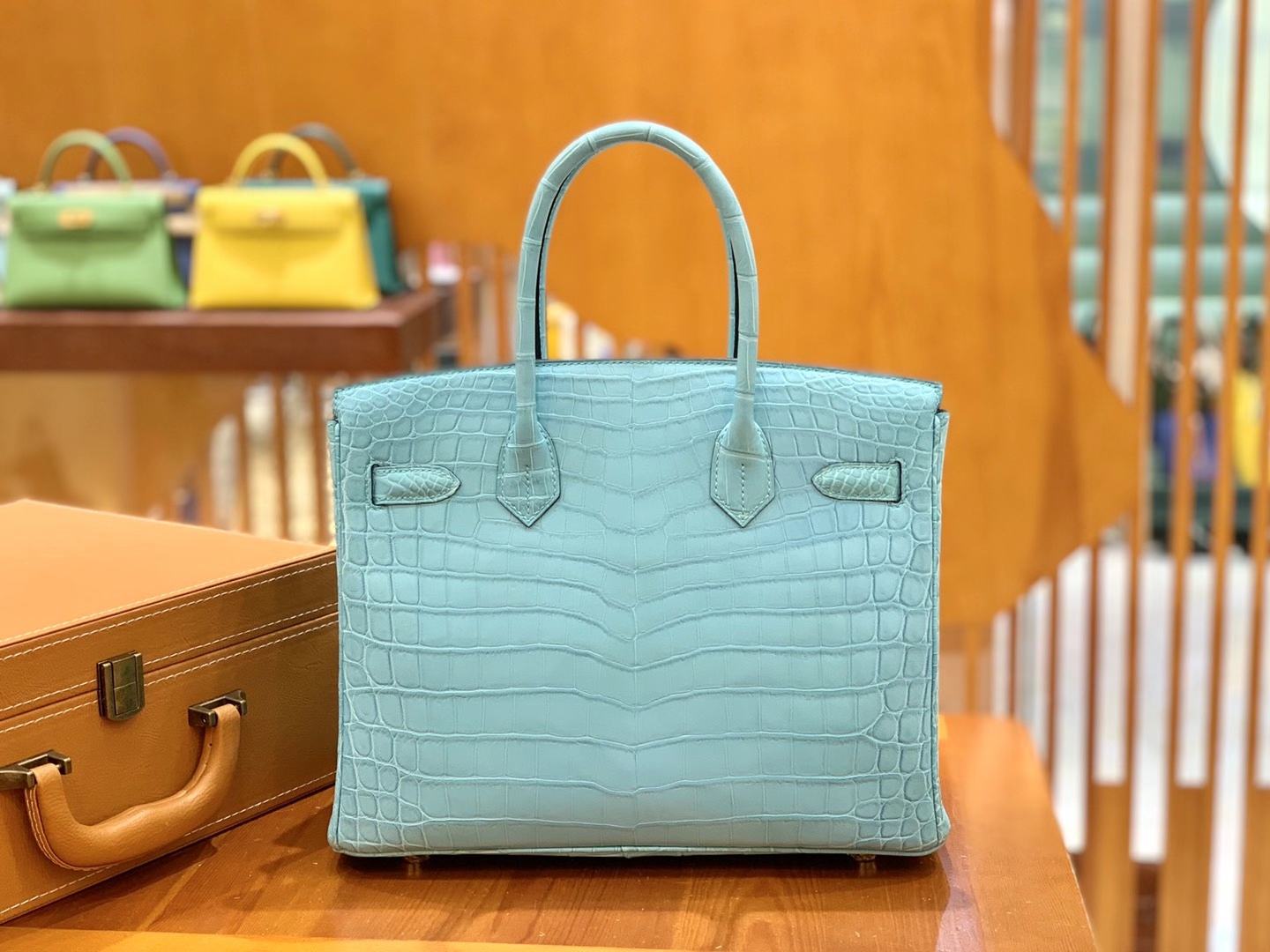 Hermès（爱马仕）新增现货 Birkin 30cm 马卡龙蓝 金扣 一级尼罗鳄皮 原版蜜蜡线 顶级手缝版本