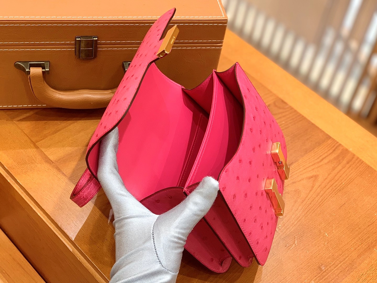 Hermès（爱马仕）Constance 18cm 糖果粉 金扣 南非KK级鸵鸟皮 原版蜜蜡线 顶级手缝版本