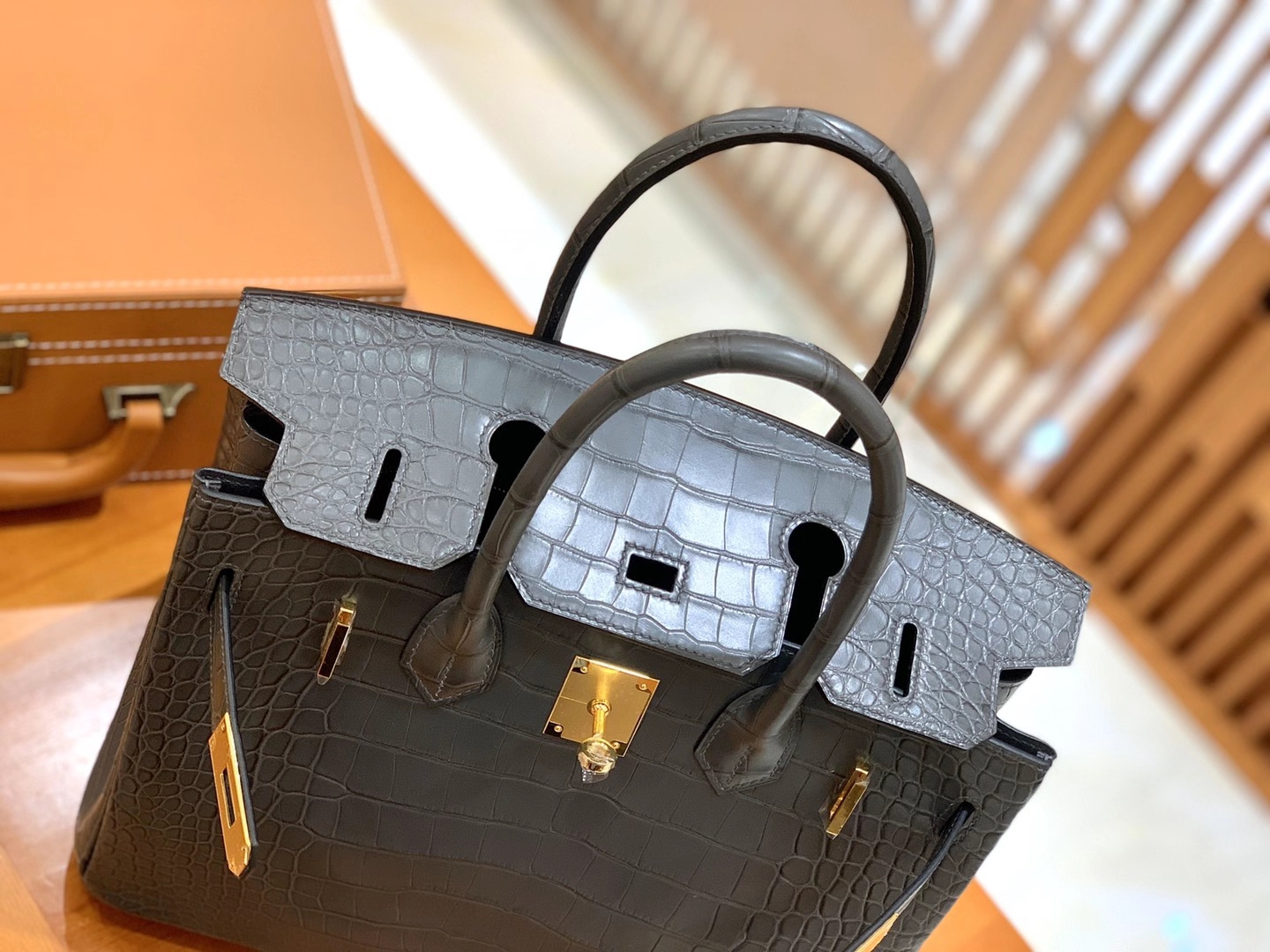 Hermès（爱马仕）新增现货 Birkin 30cm 锡器灰 金扣 一级美洲鳄鱼皮 原版蜜蜡线 顶级手缝版本