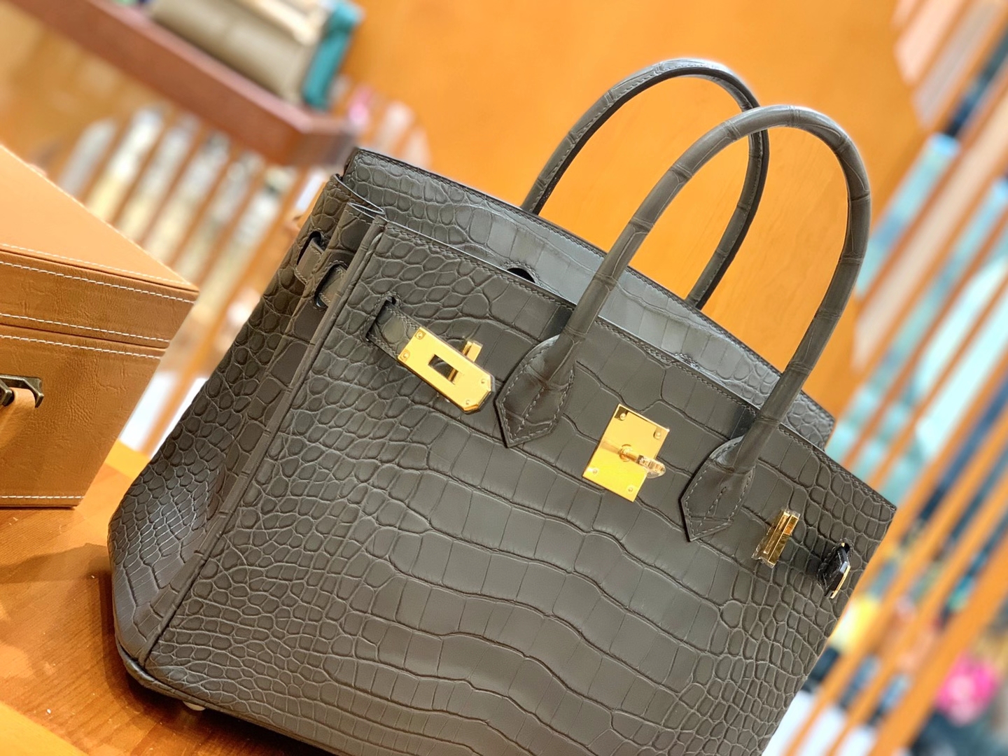 Hermès（爱马仕）新增现货 Birkin 30cm 锡器灰 金扣 一级美洲鳄鱼皮 原版蜜蜡线 顶级手缝版本