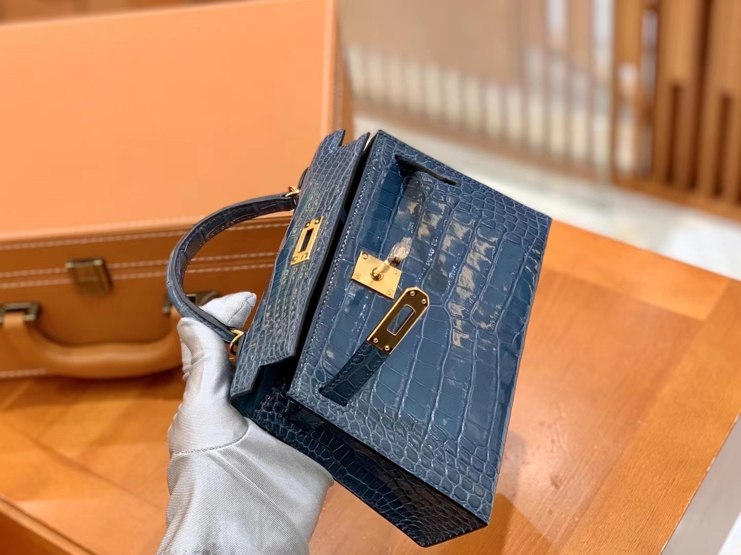 Hermès（爱马仕）Mini Kelly 二代 风暴蓝 金扣 一级美洲鳄鱼皮 原版蜜蜡线 顶级手缝版本