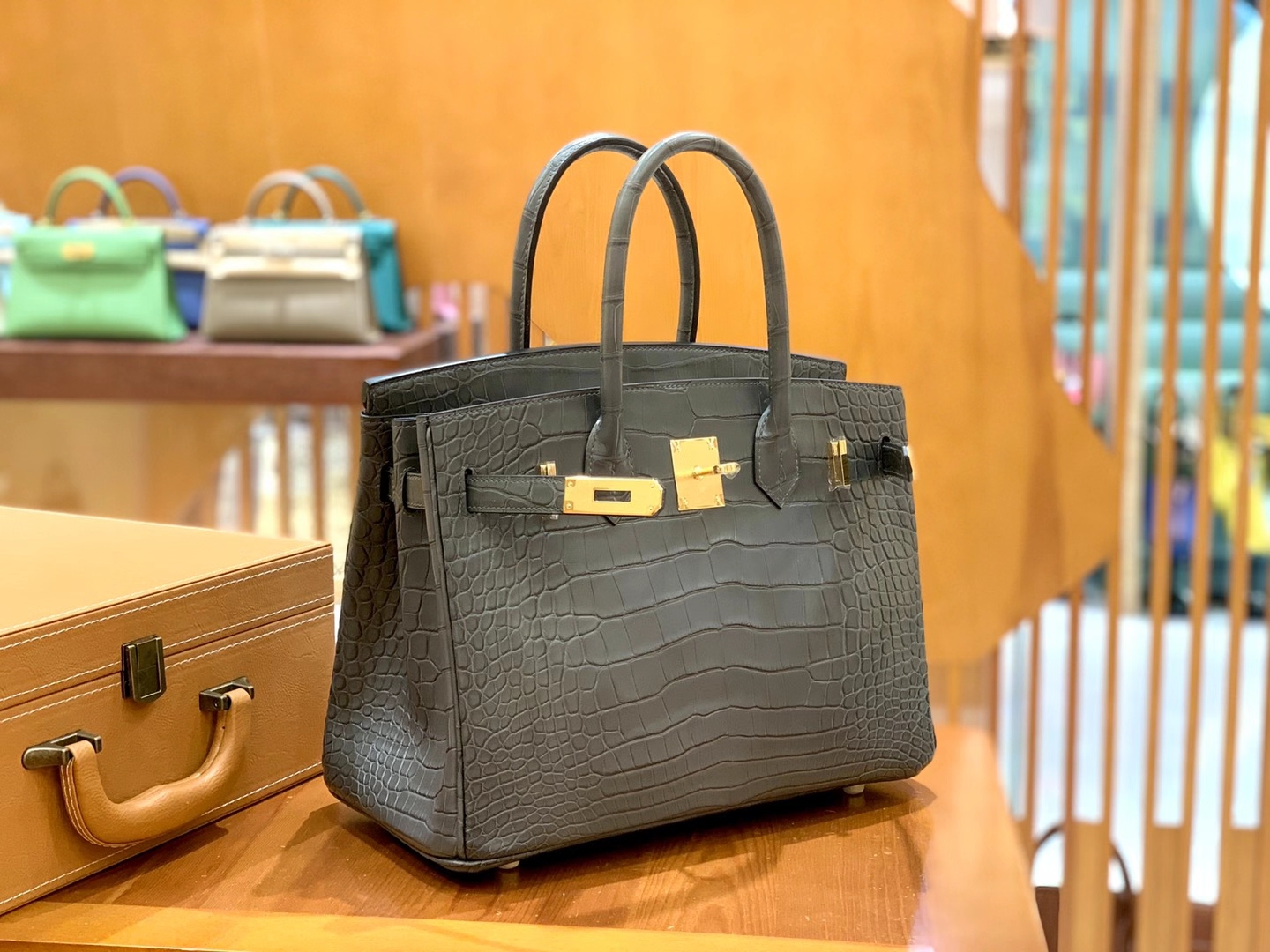 Hermès（爱马仕）新增现货 Birkin 30cm 锡器灰 金扣 一级美洲鳄鱼皮 原版蜜蜡线 顶级手缝版本