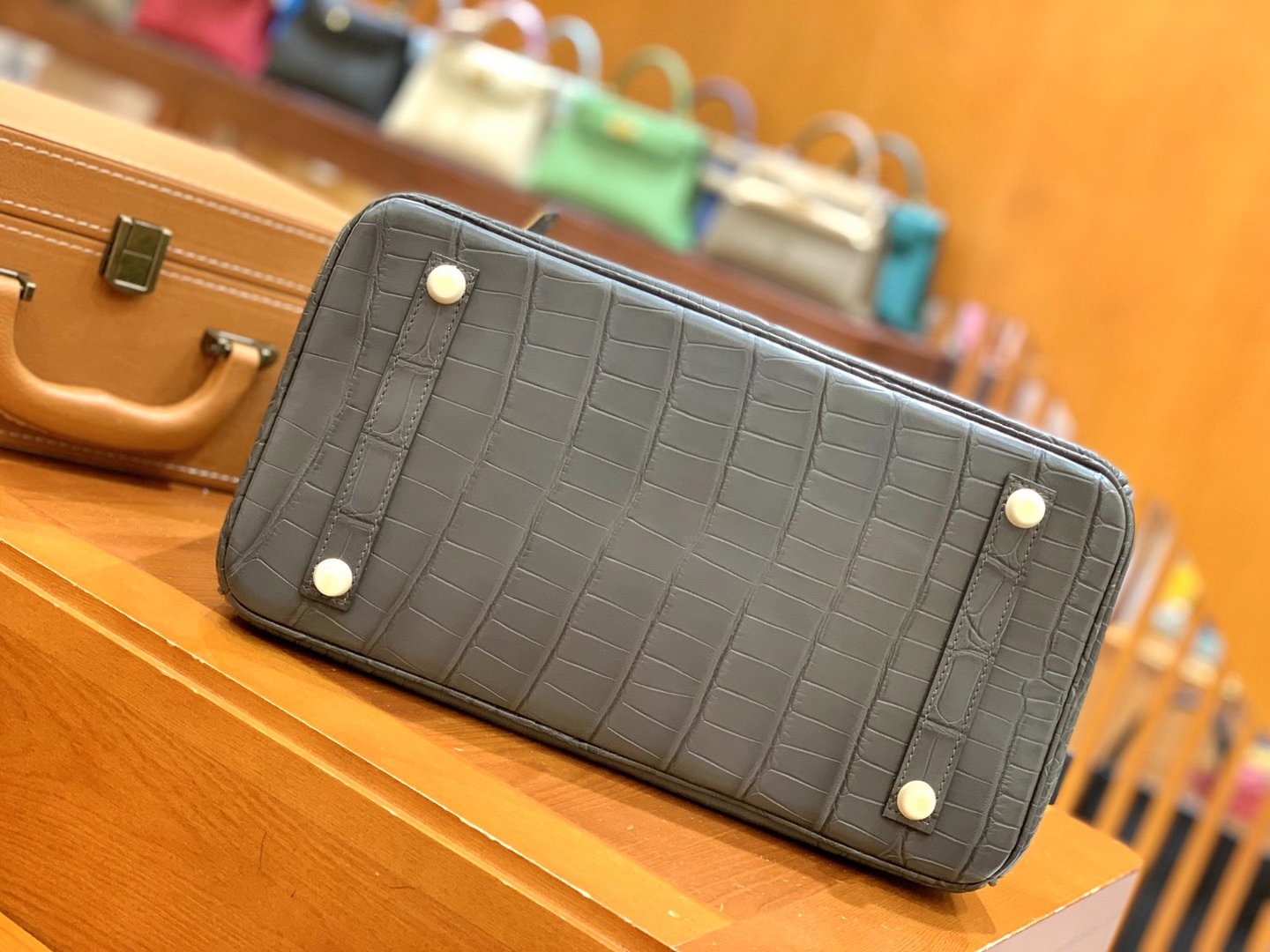 Hermès（爱马仕）新增现货 Birkin 30cm 锡器灰 金扣 一级美洲鳄鱼皮 原版蜜蜡线 顶级手缝版本