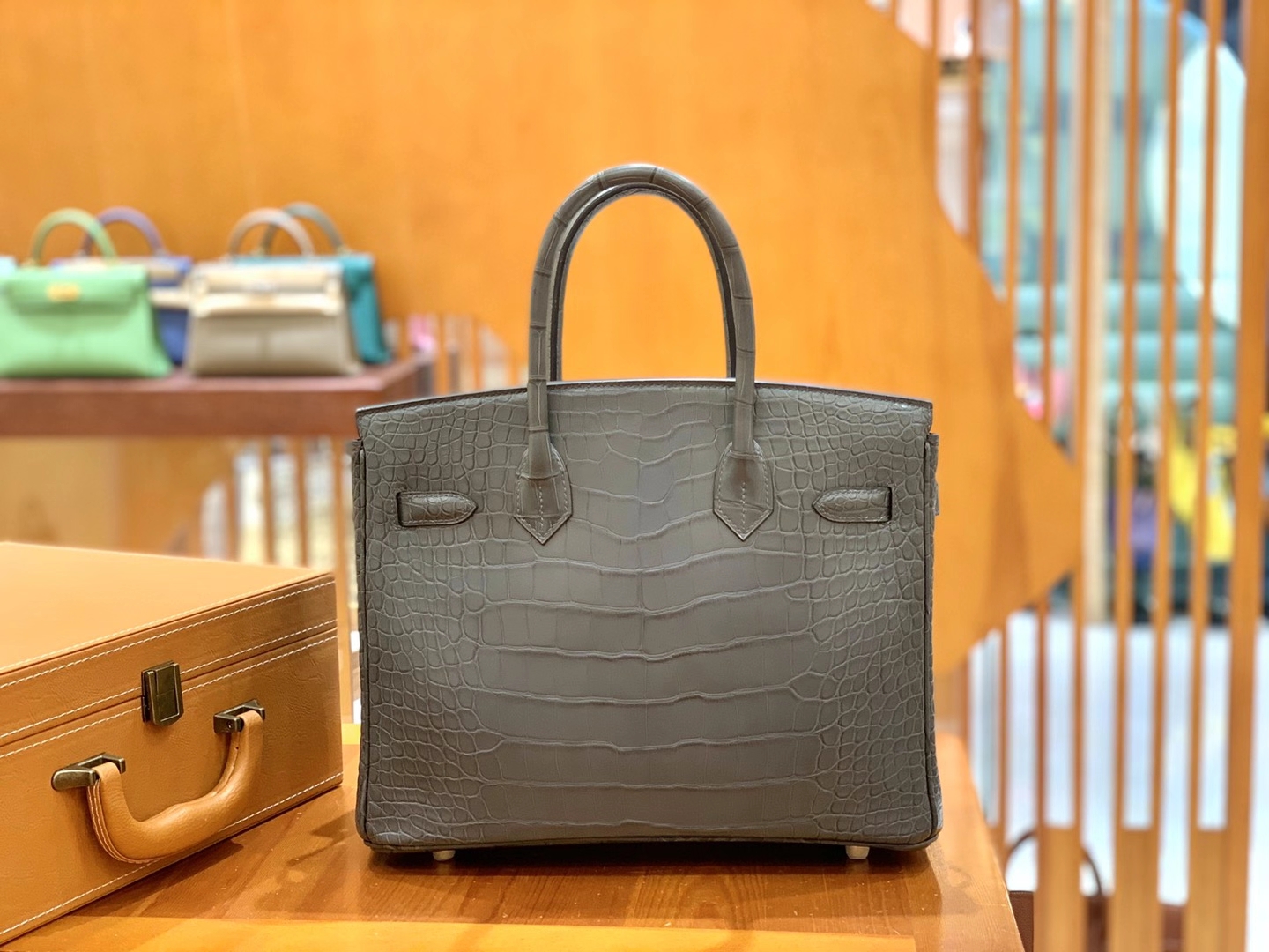 Hermès（爱马仕）新增现货 Birkin 30cm 锡器灰 金扣 一级美洲鳄鱼皮 原版蜜蜡线 顶级手缝版本