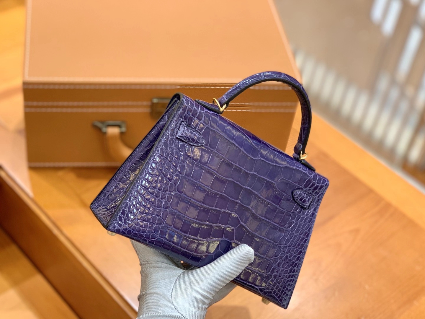 Hermès（爱马仕）Mini Kelly 二代 葡萄紫 金扣 一级美洲鳄鱼皮 原版蜜蜡线 顶级手缝版本