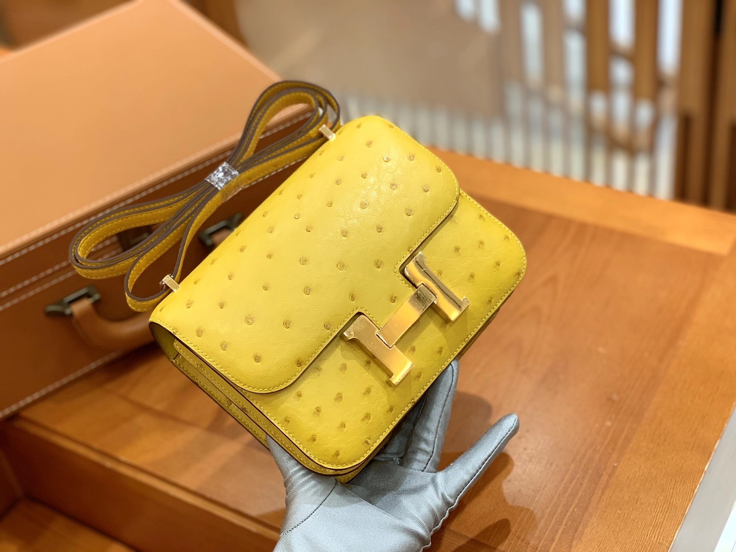 Hermès（爱马仕）Constance 18cm 那不勒斯黄 金扣 南非KK级鸵鸟皮 原版蜜蜡线 顶级手缝版本