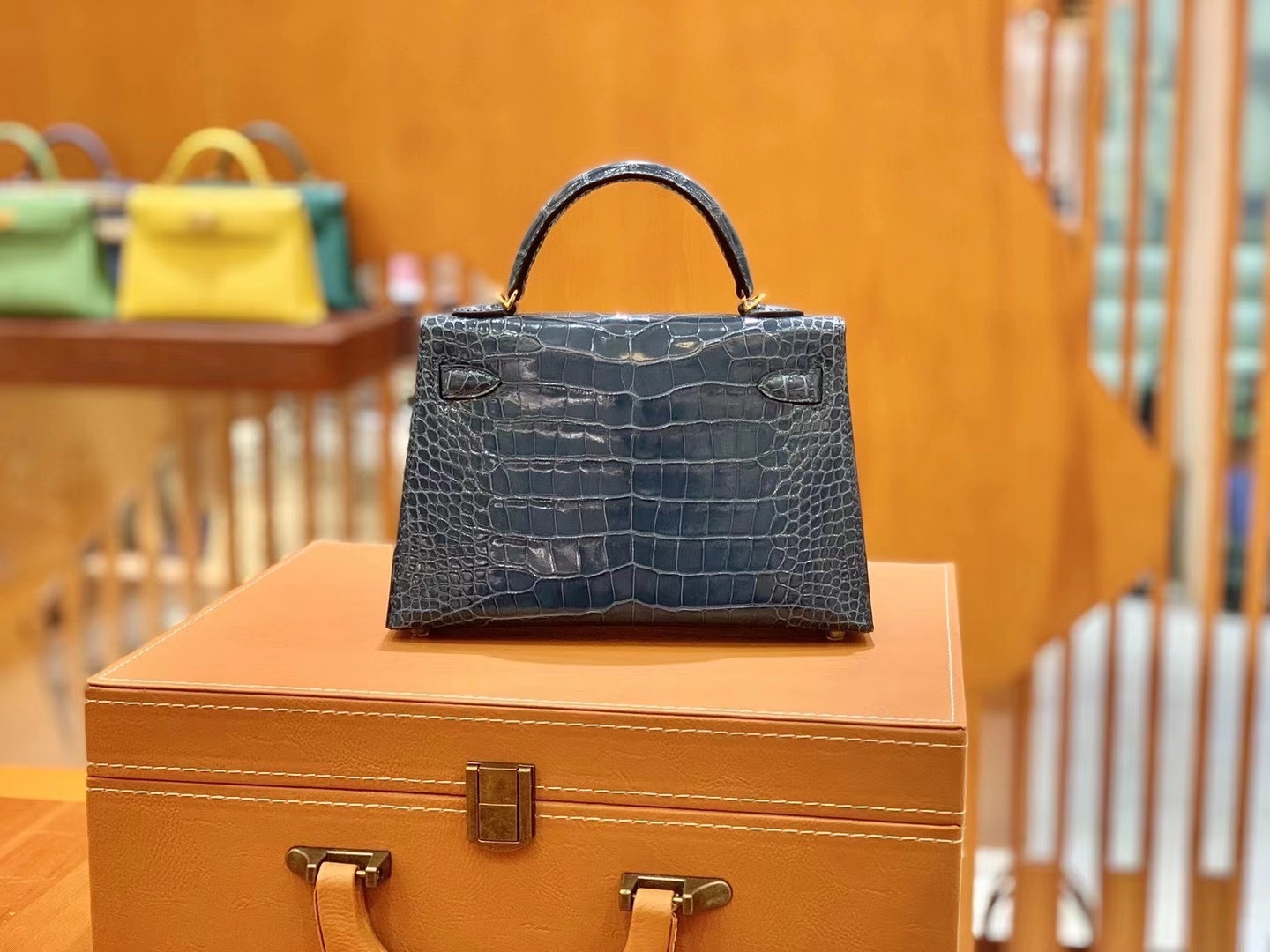 Hermès（爱马仕）Mini Kelly 二代 风暴蓝 金扣 一级美洲鳄鱼皮 原版蜜蜡线 顶级手缝版本