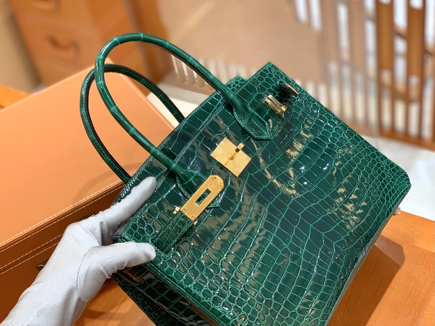 Hermès（爱马仕）Birkin 30cm 祖母绿 金扣 一级野生湾鳄 倒“V”原版蜜蜡线 顶级手缝版本