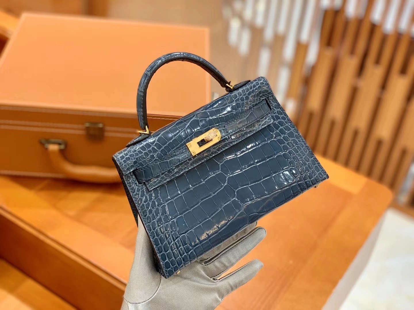 Hermès（爱马仕）Mini Kelly 二代 风暴蓝 金扣 一级美洲鳄鱼皮 原版蜜蜡线 顶级手缝版本