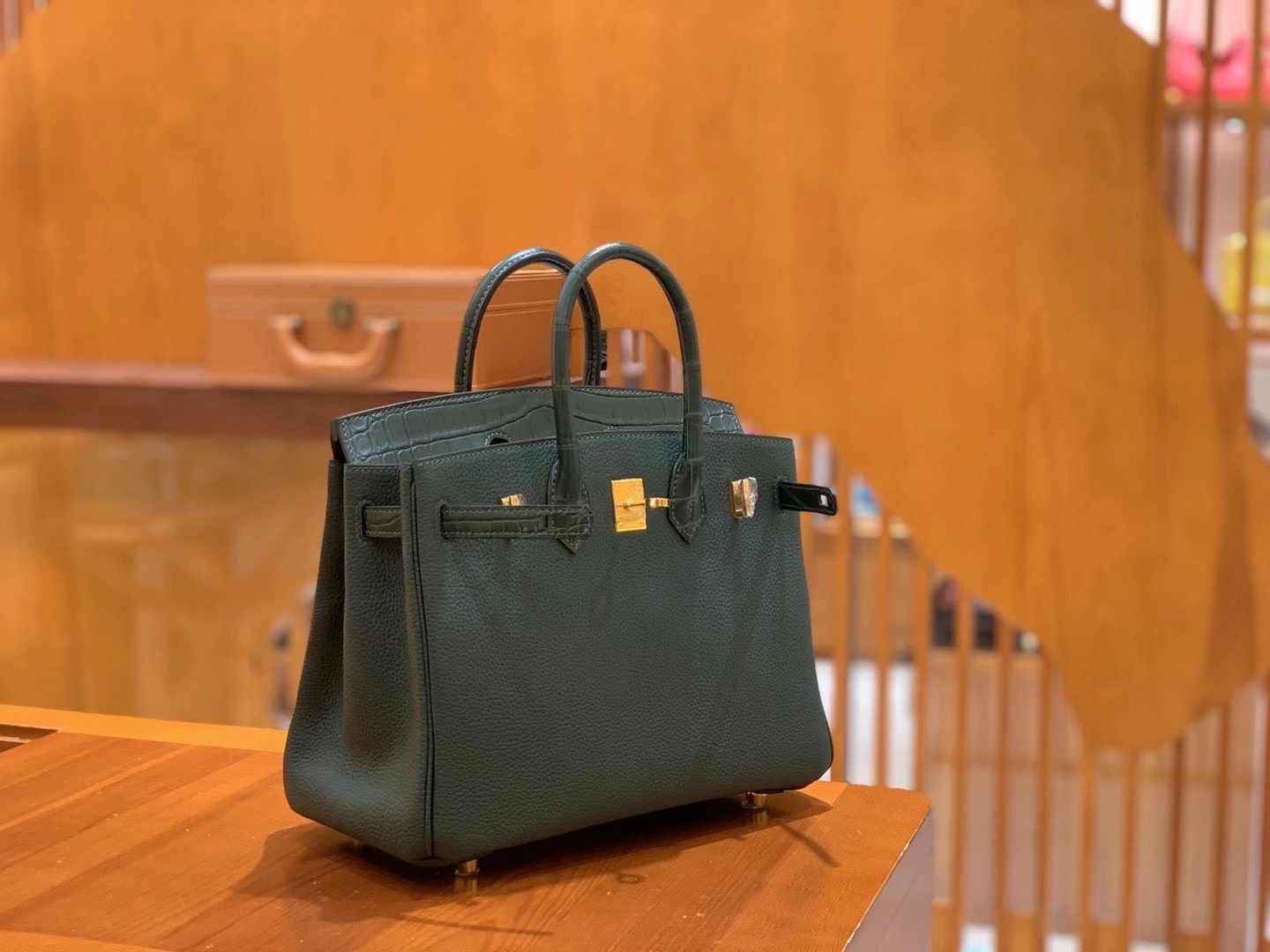 Hermès（爱马仕）Birkin Touch 25cm 松柏绿 金扣 一级鳄鱼皮拼Togo皮 原版蜜蜡线