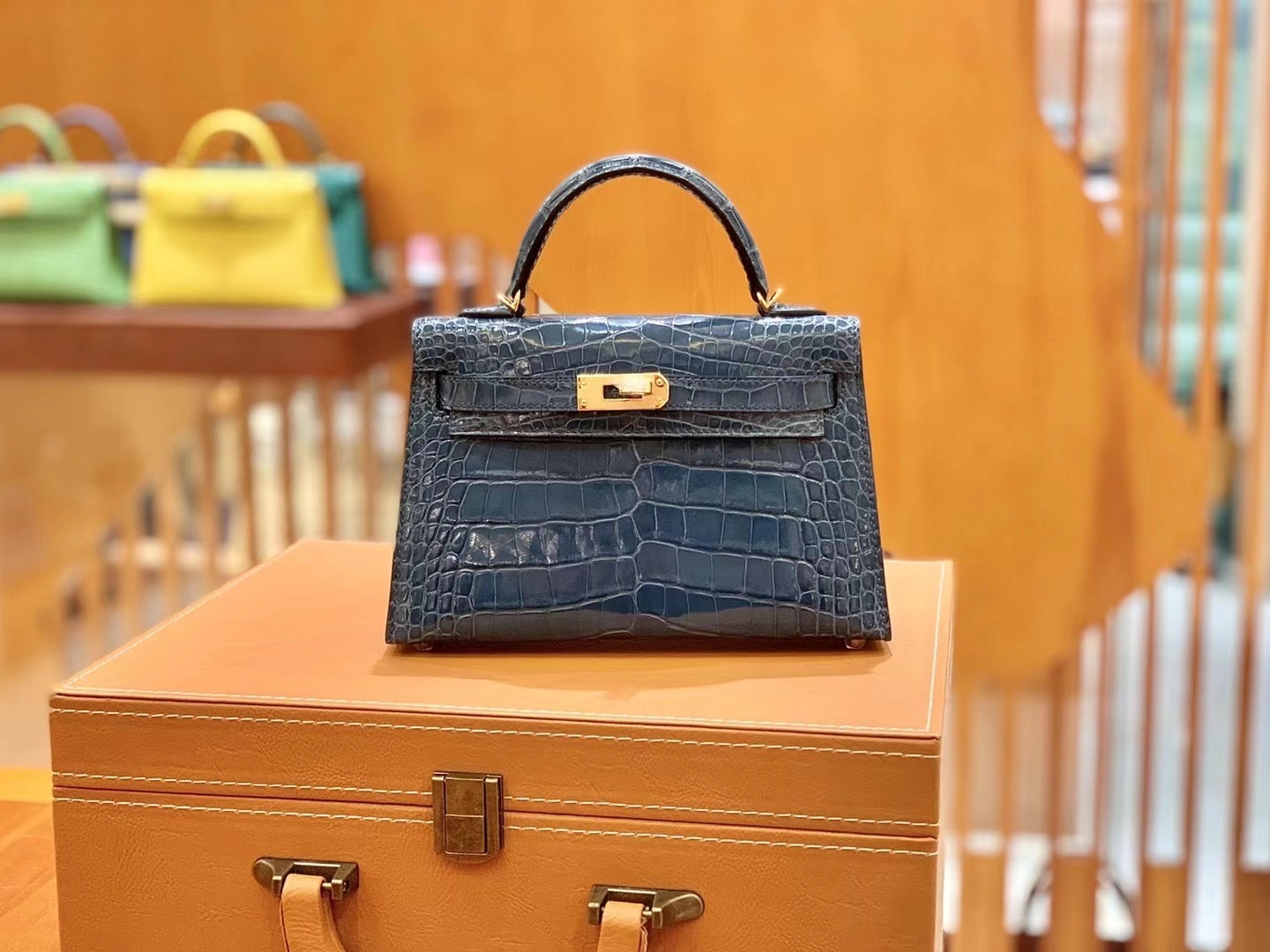 Hermès（爱马仕）Mini Kelly 二代 风暴蓝 金扣 一级美洲鳄鱼皮 原版蜜蜡线 顶级手缝版本