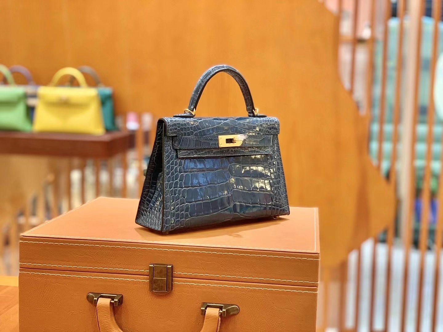 Hermès（爱马仕）Mini Kelly 二代 风暴蓝 金扣 一级美洲鳄鱼皮 原版蜜蜡线 顶级手缝版本