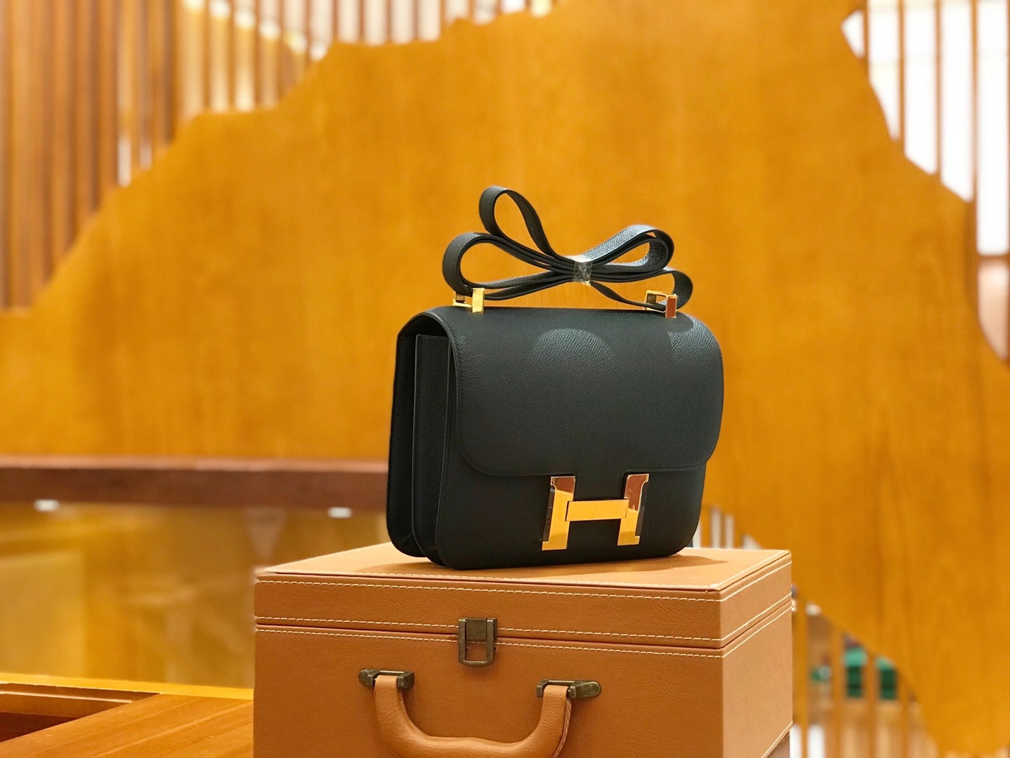 Hermès（爱马仕）Constance 康斯坦斯 经典黑 Epsom 掌纹皮 金扣 24cm