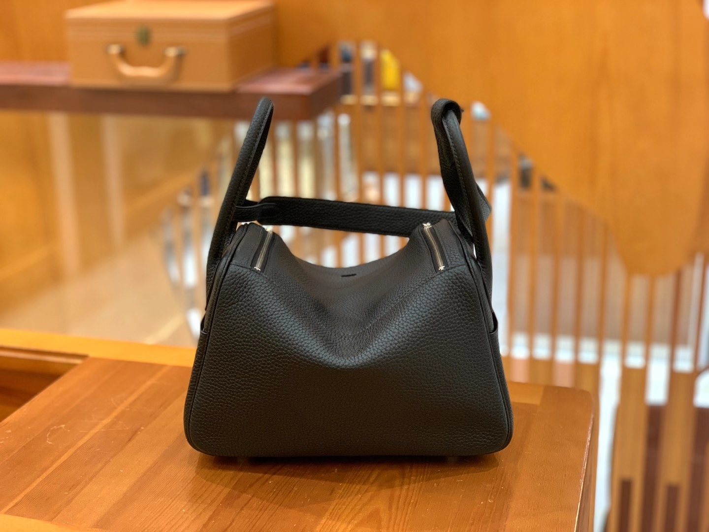 Hermès（爱马仕）Lindy 琳迪包 经典黑 TC大牛皮 银扣 26cm 原版蜜蜡线 顶级手缝