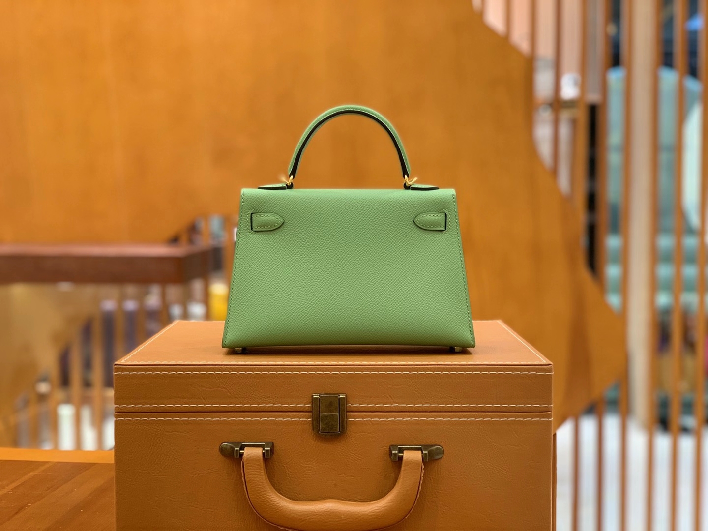 Hermès（爱马仕）MiniKelly 迷你凯莉 Epsom 掌纹皮 牛油果绿 金扣 二代 19cm 原版蜜蜡线 顶级手缝