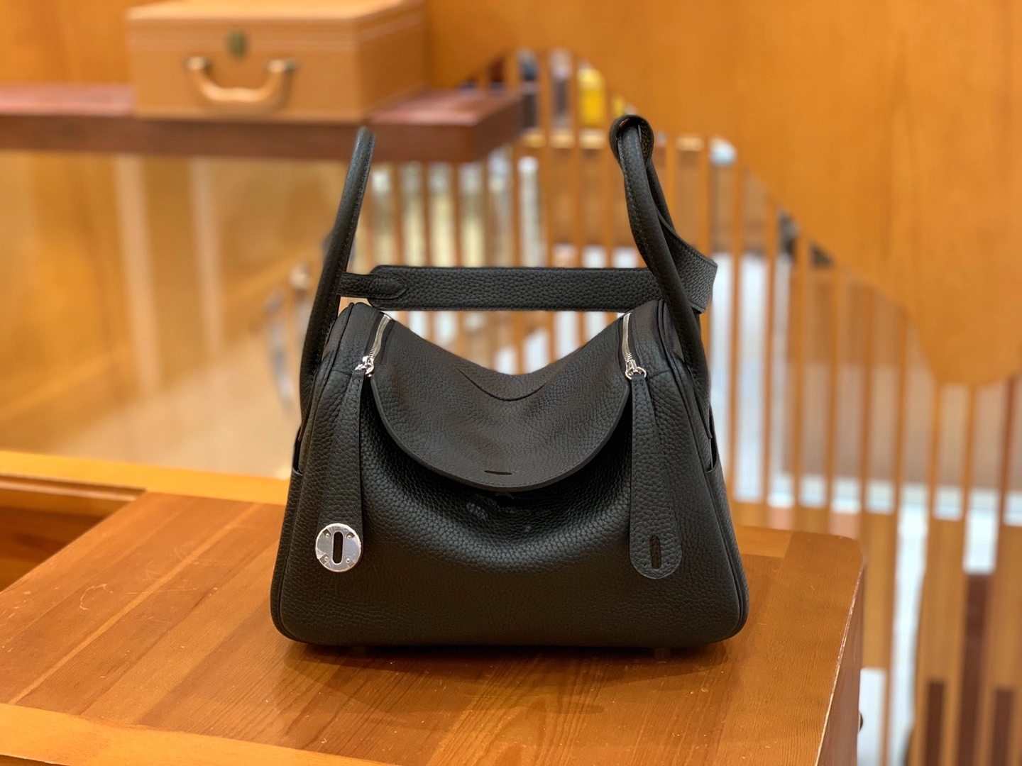 Hermès（爱马仕）Lindy 琳迪包 经典黑 TC大牛皮 银扣 26cm 原版蜜蜡线 顶级手缝