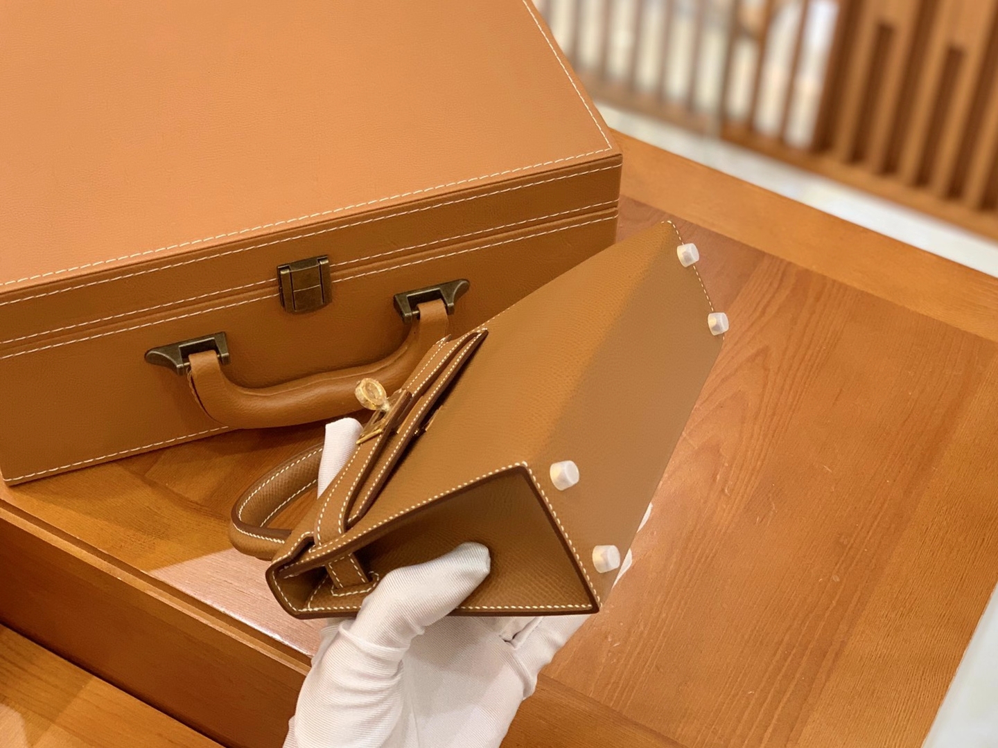Hermès（爱马仕）MiniKelly 迷你凯莉 Epsom 掌纹皮 金棕色 金扣 二代 19cm 原版蜜蜡线 顶级手缝