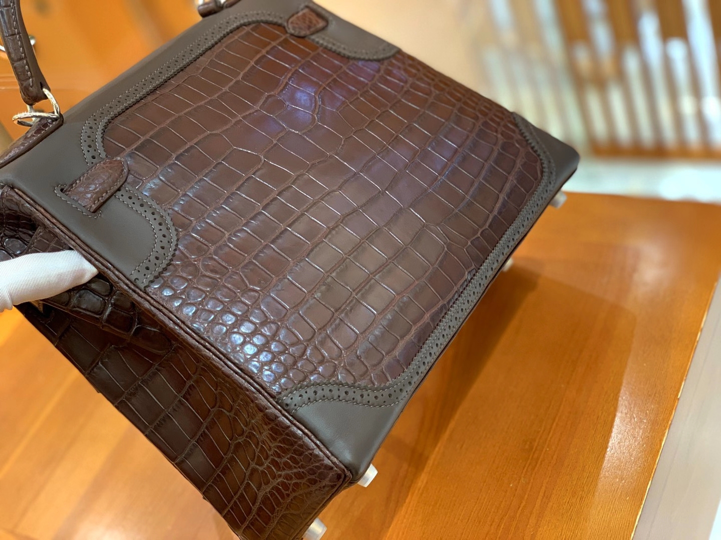 Hermès（爱马仕）Kelly 凯莉包 蕾丝鳄鱼 咖色 银扣 28cm 原版蜜蜡线 顶级手缝
