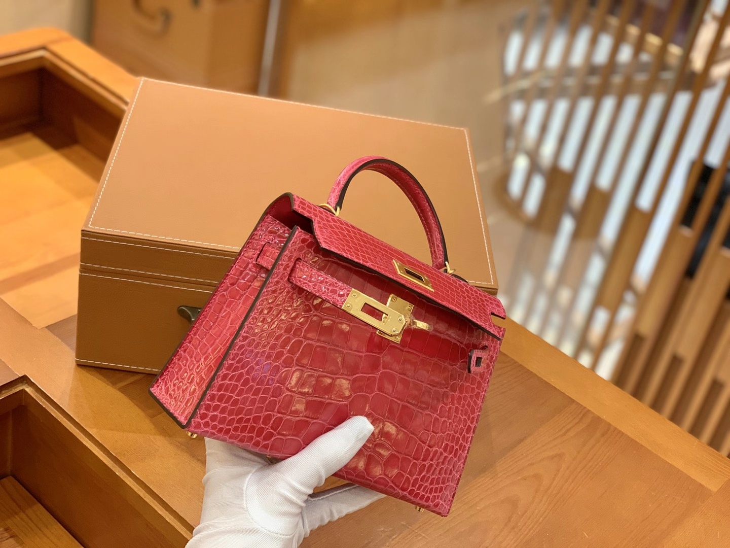 Hermès（爱马仕）MiniKelly 迷你凯莉 极致粉 美洲鳄鱼皮 原版蜜蜡线 顶级手缝 二代 19cm