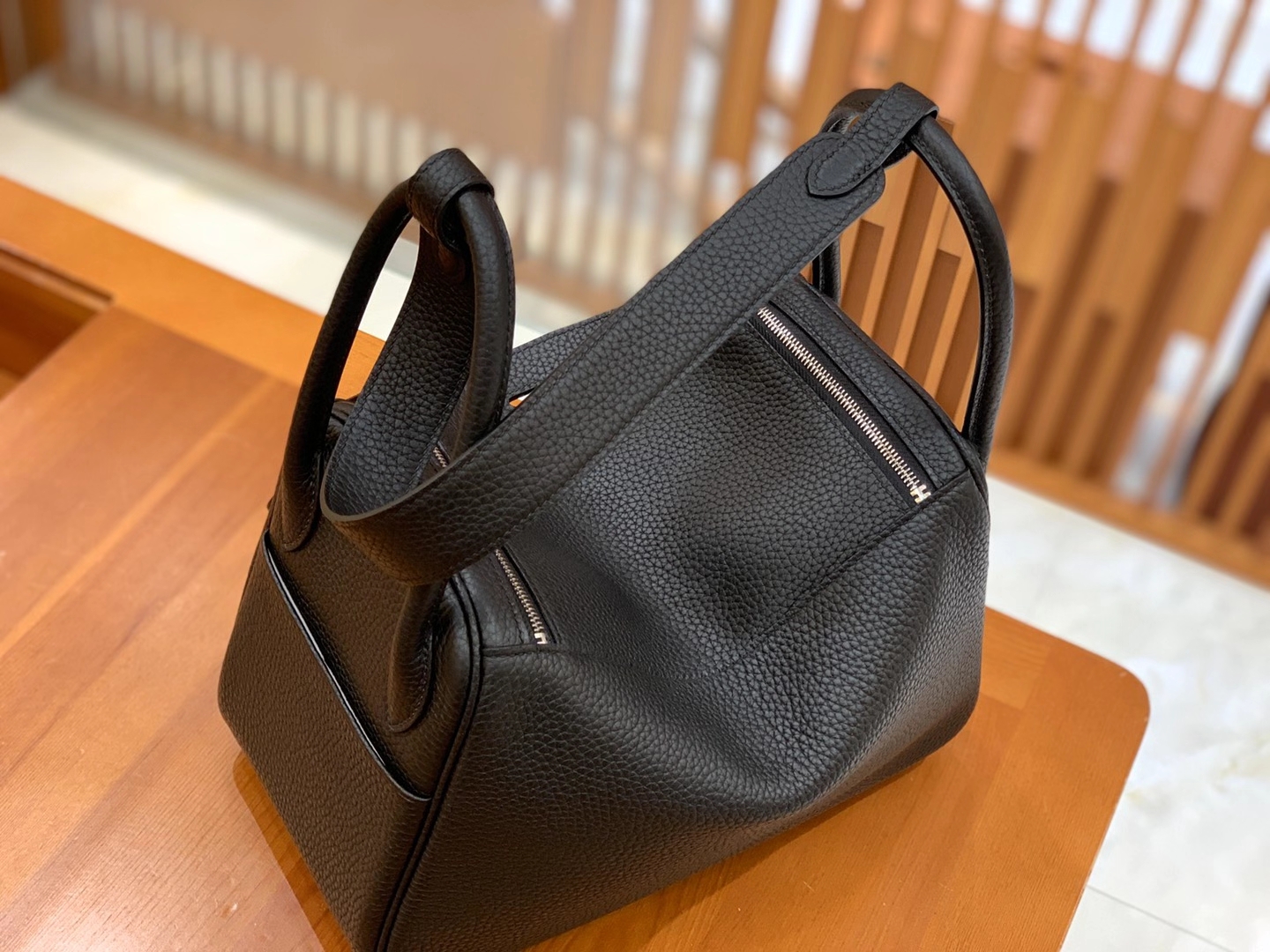 Hermès（爱马仕）Lindy 琳迪包 经典黑 TC大牛皮 银扣 26cm 原版蜜蜡线 顶级手缝
