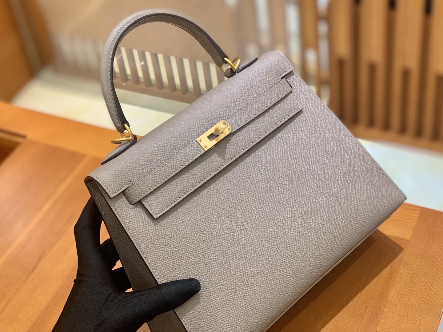 Hermès（爱马仕）Kelly 凯莉包 Epsom 牛皮 沥青灰 拉丝金扣 25cm 原版蜜蜡线 顶级手缝
