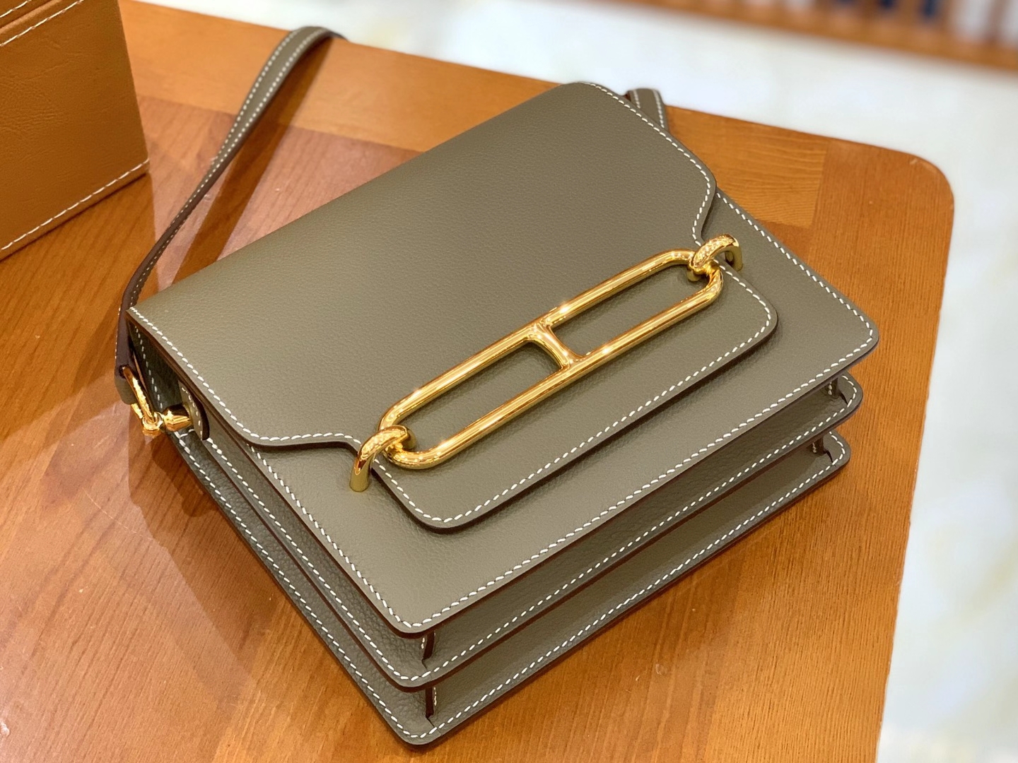 Hermès（爱马仕）Rouils 猪鼻包 Evercolor 19cm 大象灰 金扣 原版蜜蜡线 顶级手缝