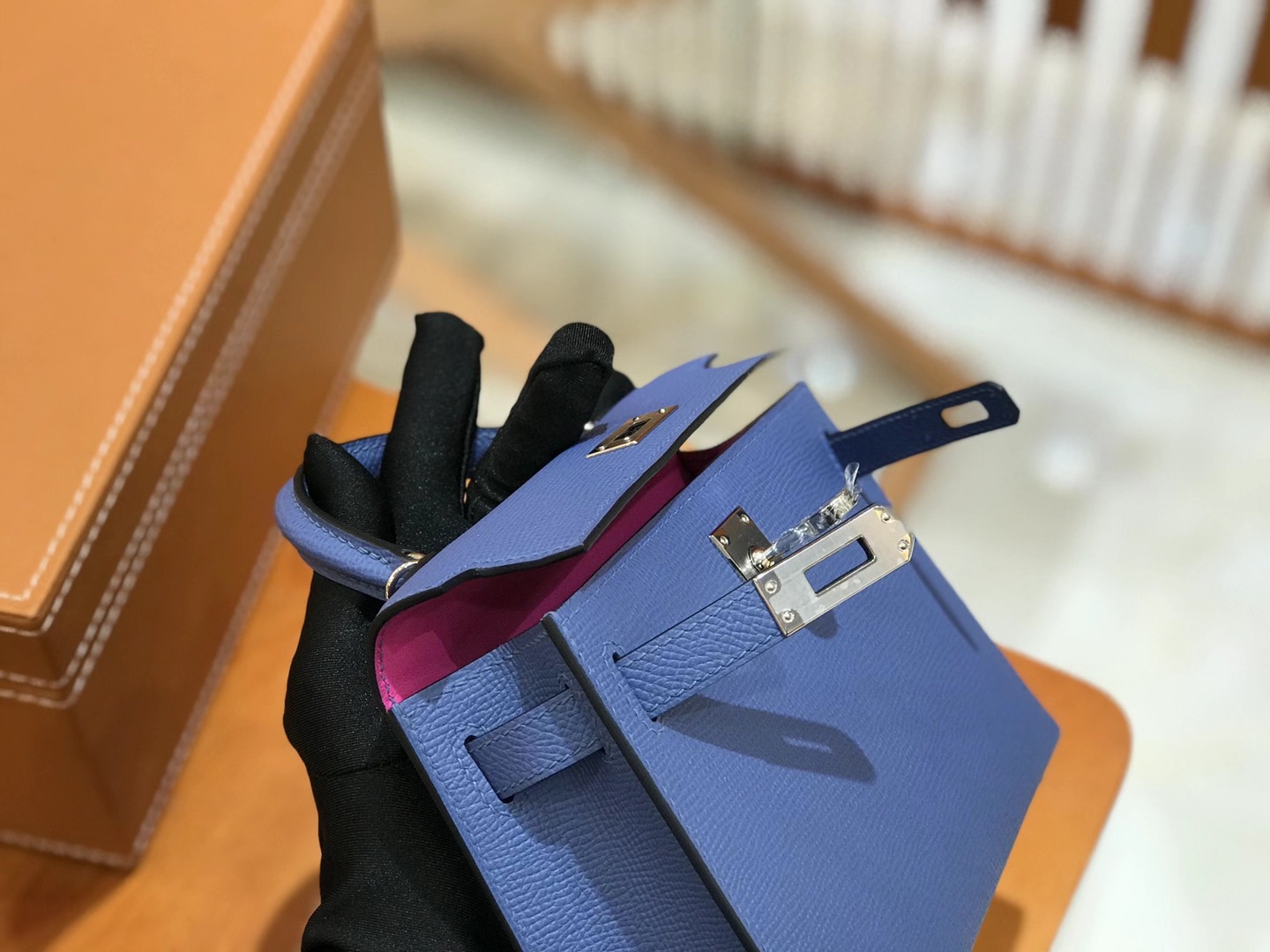 Hermès（爱马仕）MiniKelly 迷你凯莉 Epsom 掌纹皮 明兰内拼玉兰粉 银扣 二代 19cm 原版蜜蜡线 顶级手缝