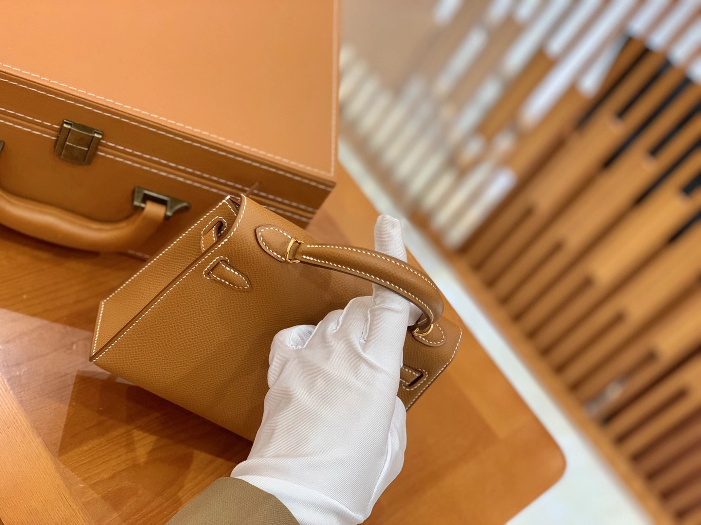 Hermès（爱马仕）MiniKelly 迷你凯莉 Epsom 掌纹皮 金棕色 金扣 二代 19cm 原版蜜蜡线 顶级手缝