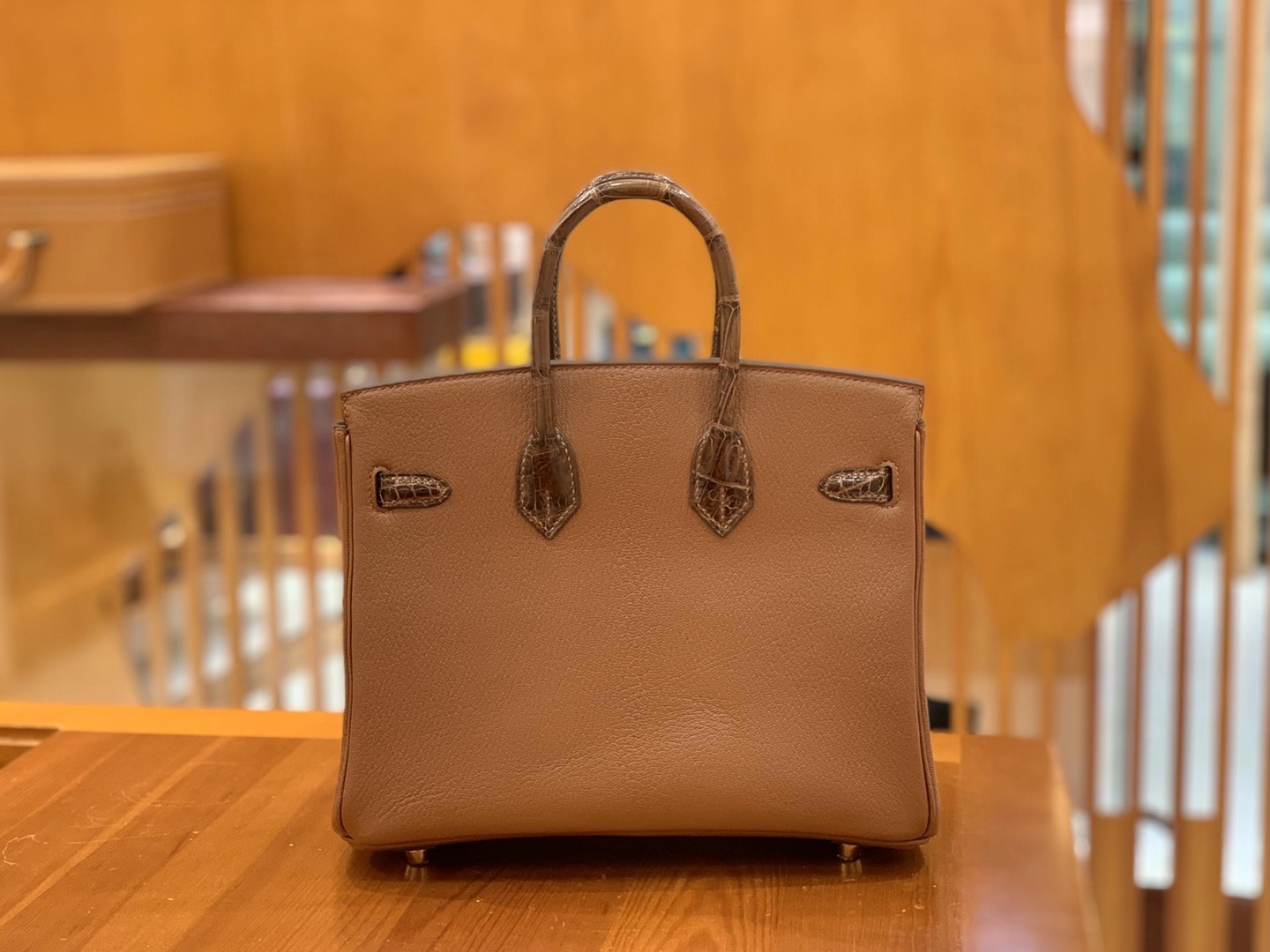 Hermès（爱马仕）Birkin Touch 焦糖色 尼罗鳄拼山羊皮 金扣 25cm 原版蜜蜡线 顶级手缝