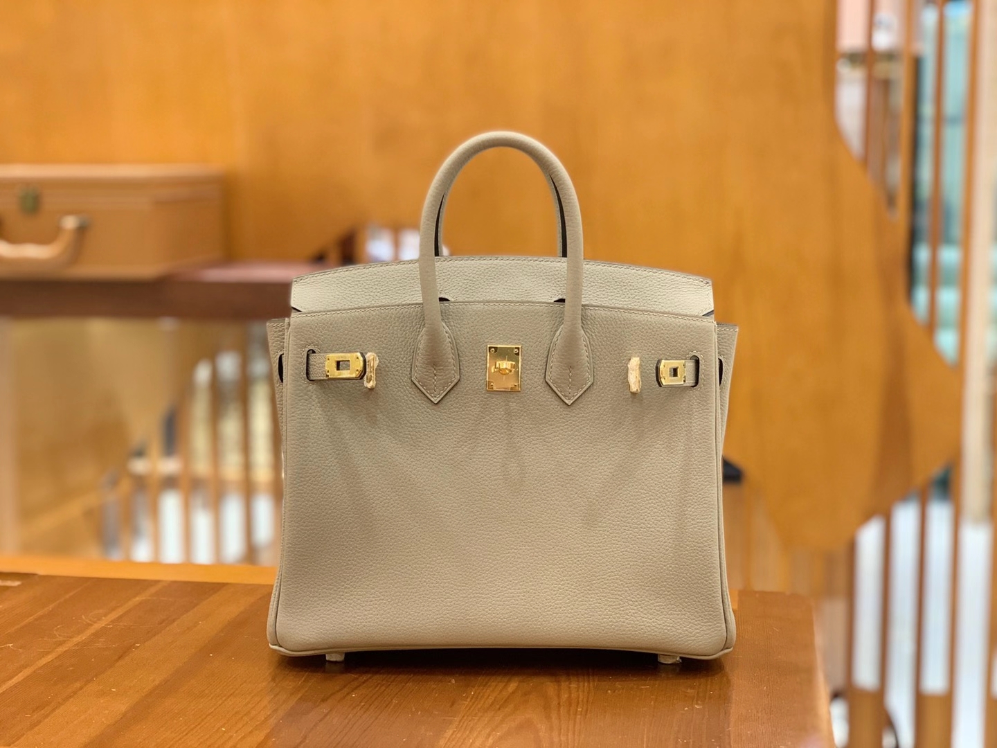 Hermès（爱马仕）Birkin 铂金包 Togo小牛皮 斑鸠灰 原版蜜蜡线 顶级手缝 金扣 25cm